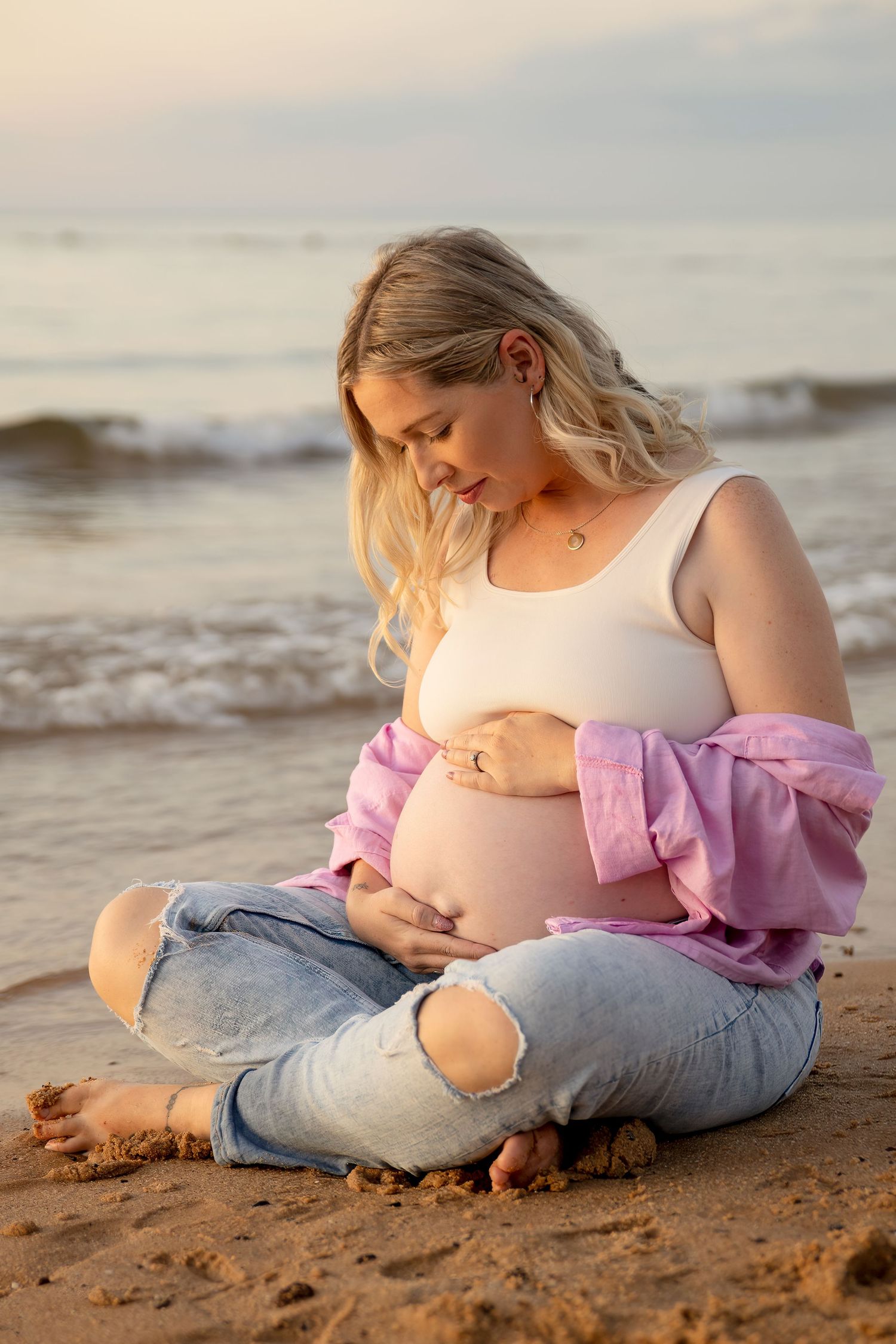 Melbourne newborn and maternity photographer - gorgeous mumma expecting second baby on the mornington peninsula
