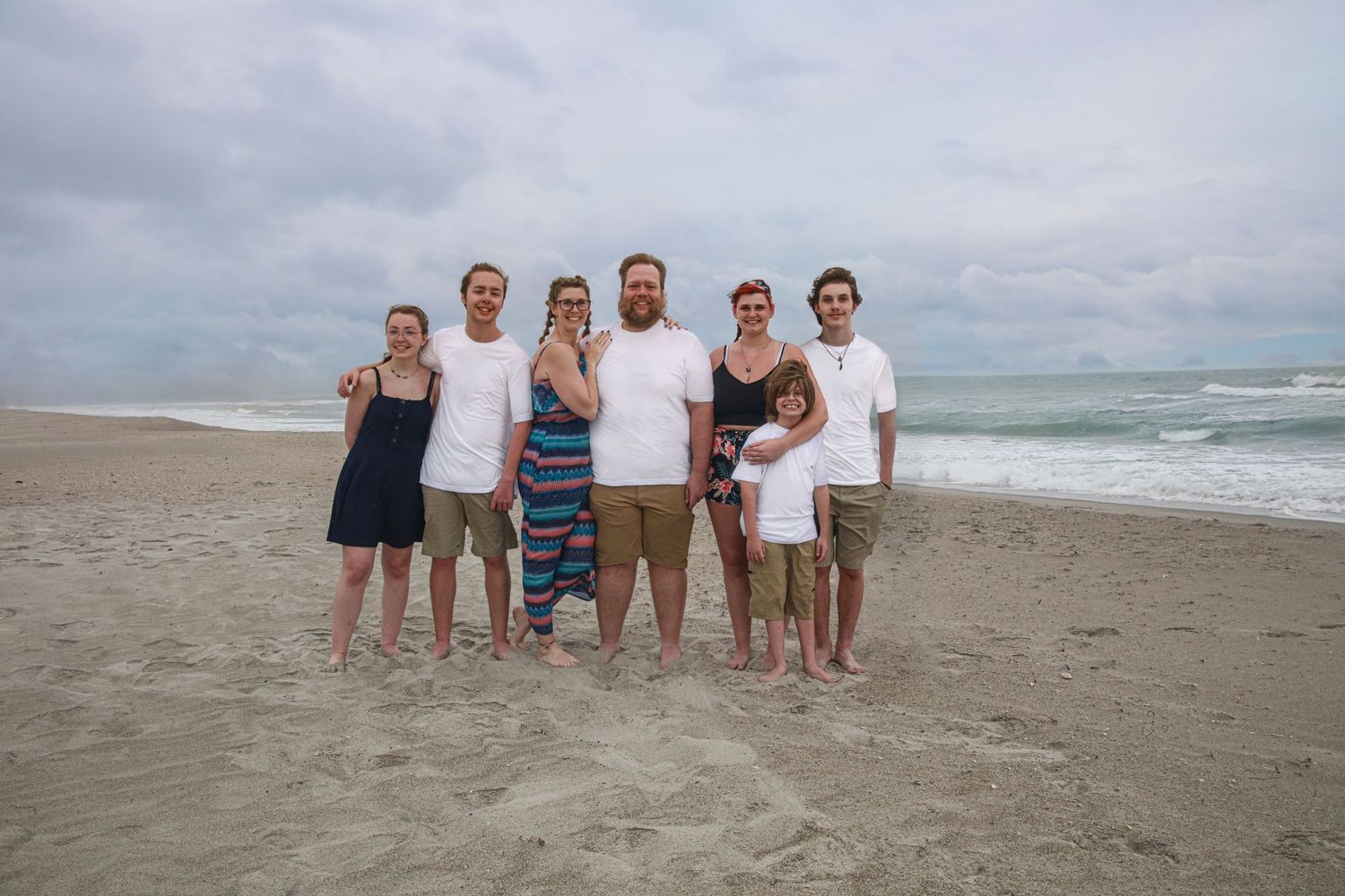 Family photoshoot at the beach