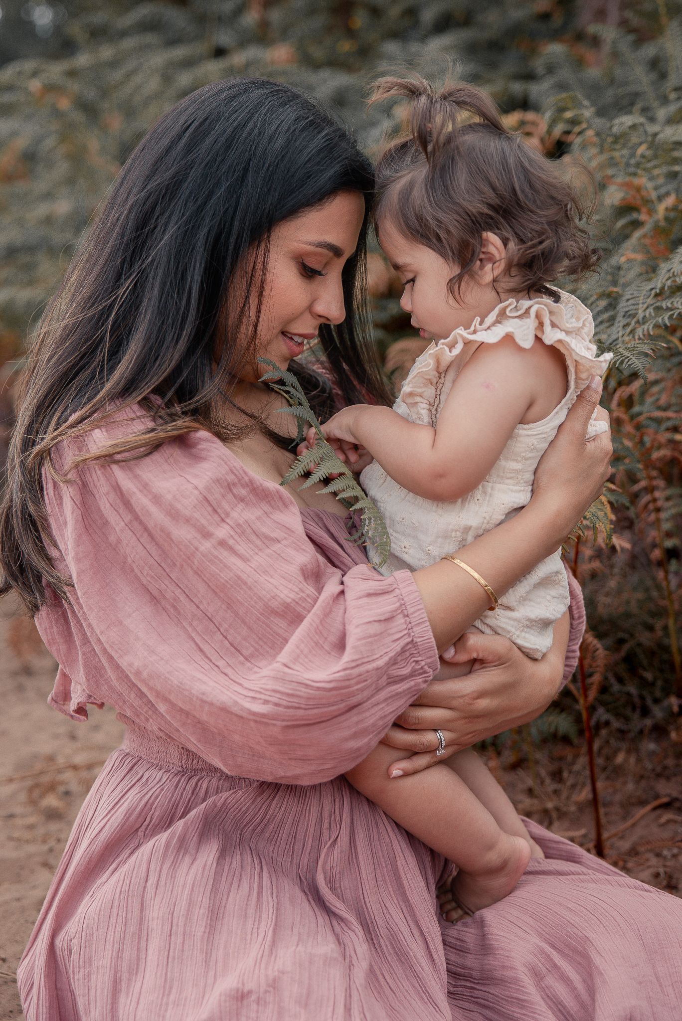 A motherhood photoshoot in Bradford on Avon.