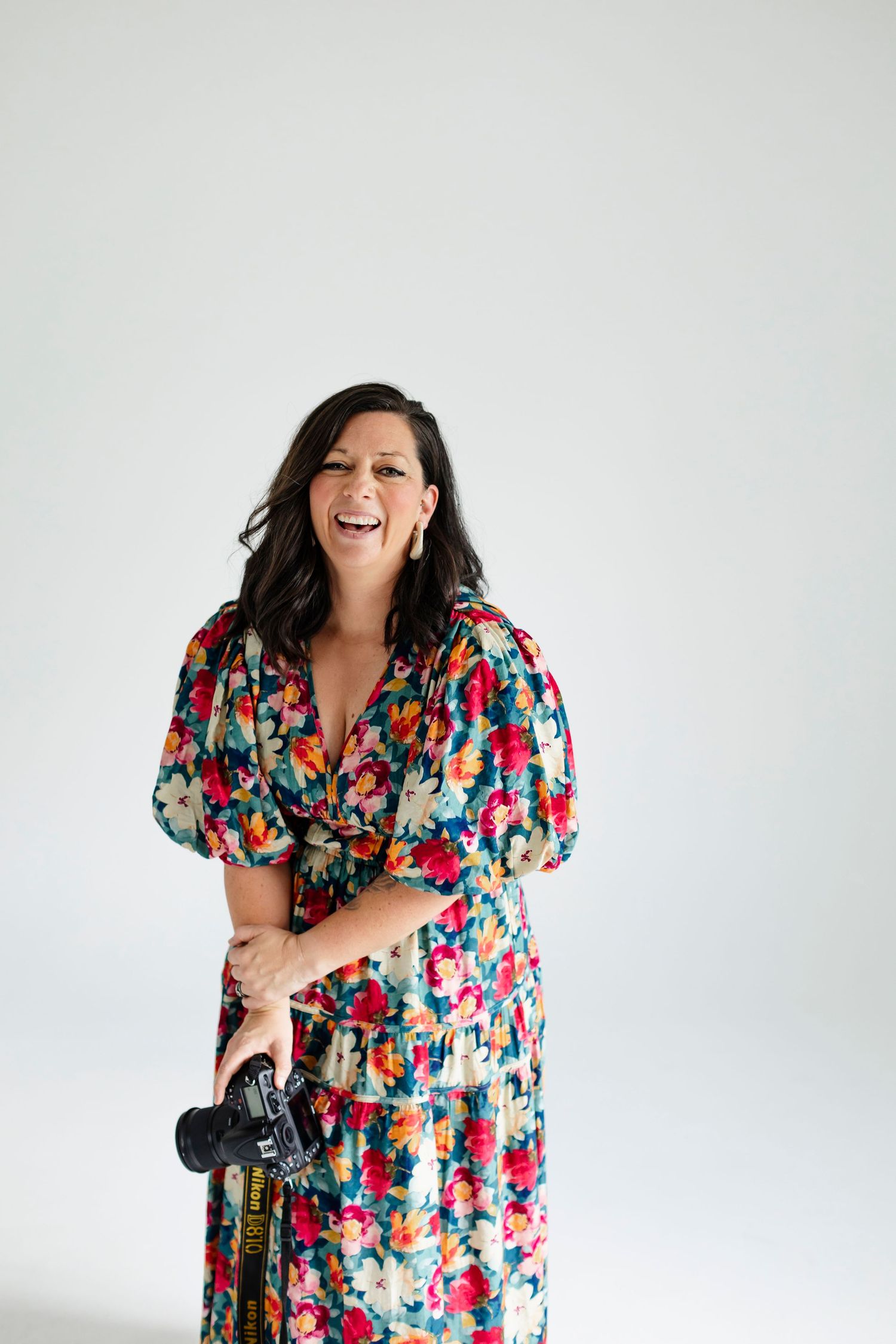 Sydney maternity, newborn & family photographer specialising natural light photography for IVF and rainbow families