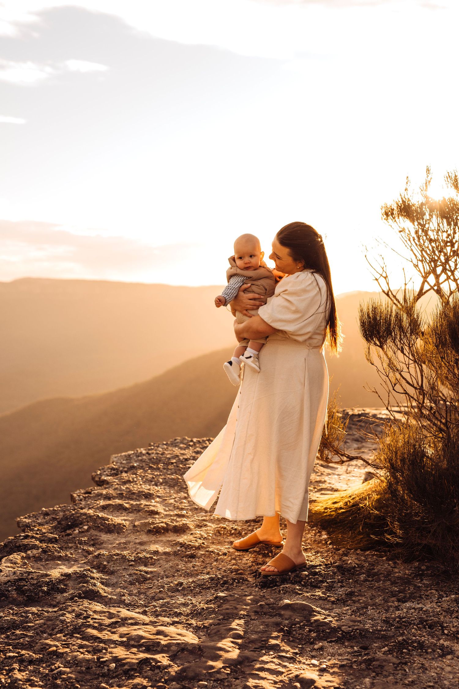 Blue Mountains motherhood photography. IVF success story. mother and baby