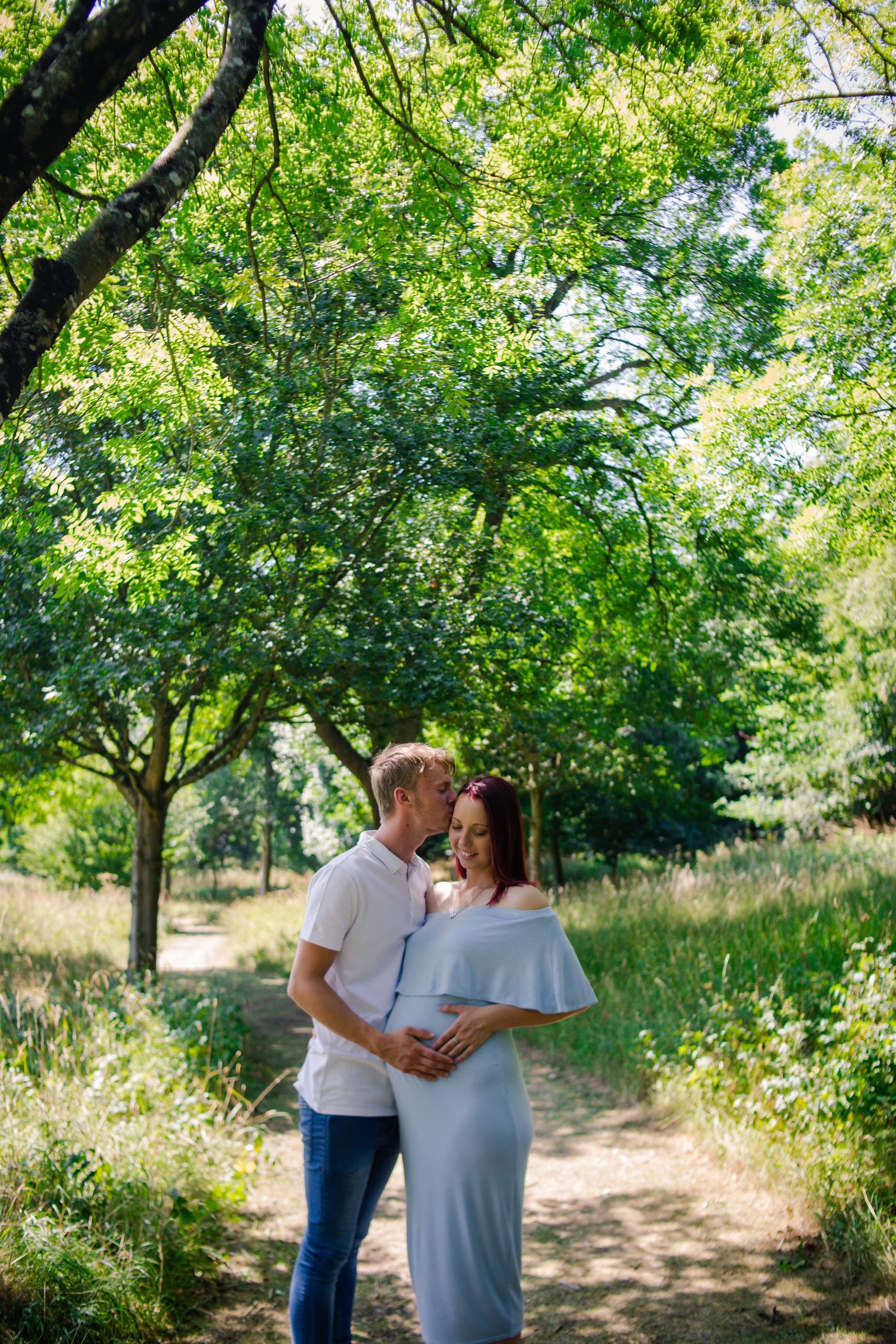 Natural maternity photography session in South Wales capturing glowing mother-to-be by Winter Willow Photography.