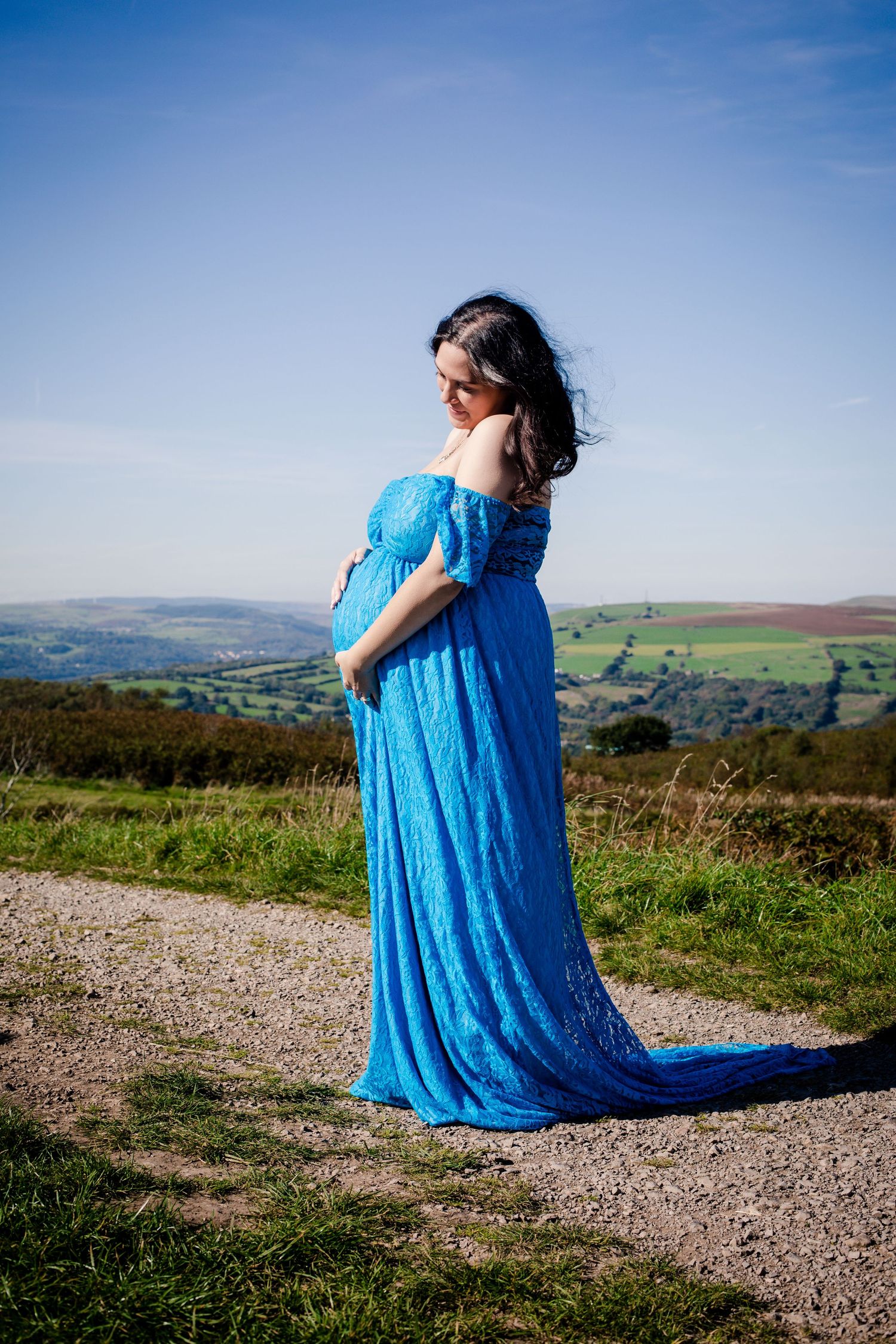 Natural maternity photography session in South Wales capturing glowing mother-to-be by Winter Willow Photography.