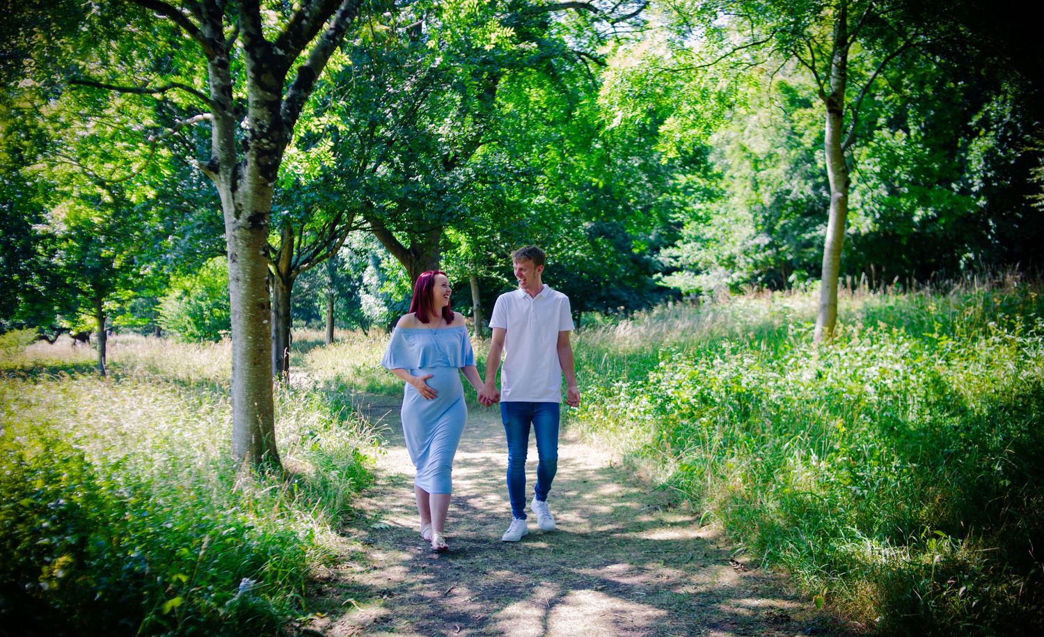 Natural maternity photography session in South Wales capturing glowing mother-to-be by Winter Willow Photography.