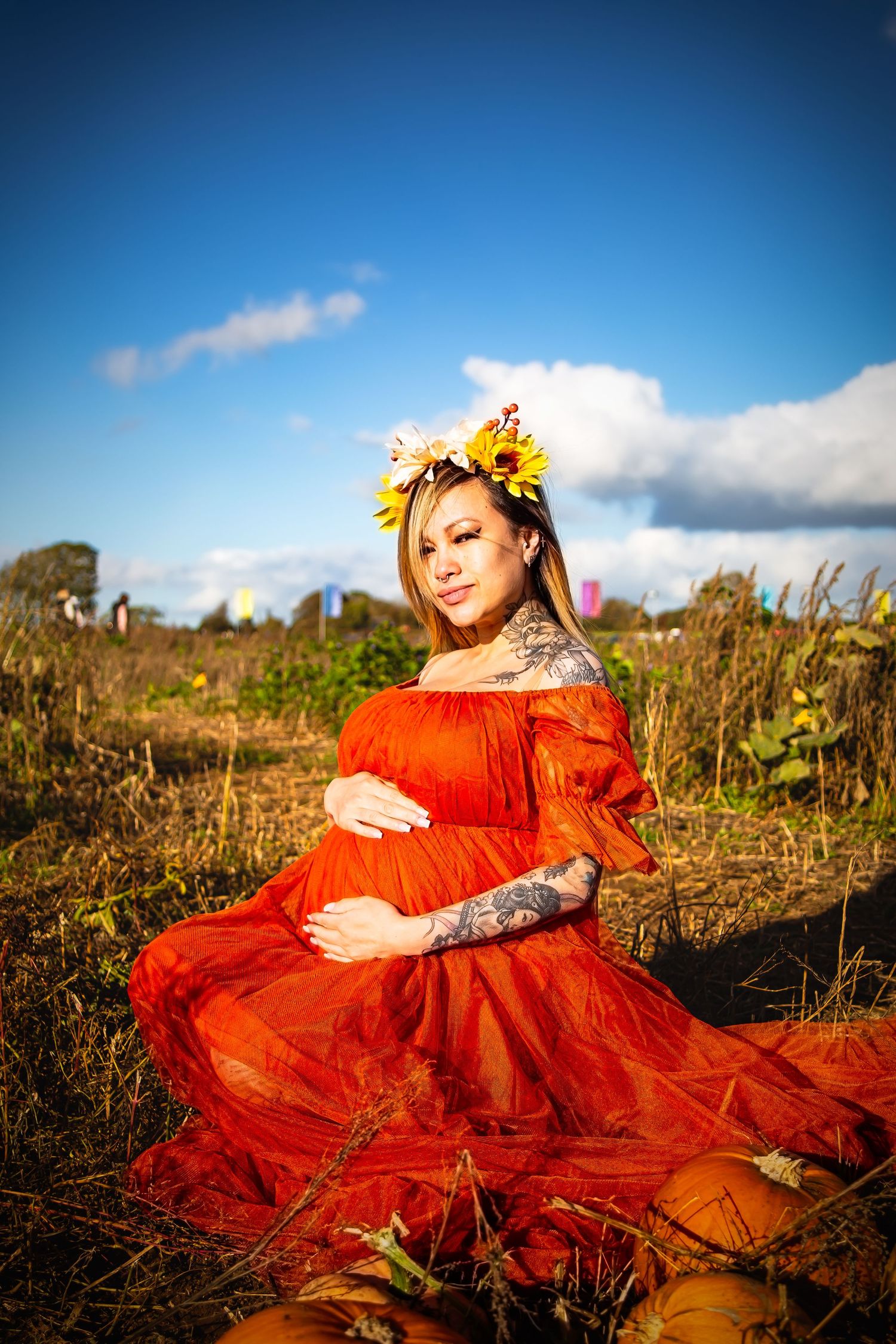 Natural maternity photography session in South Wales capturing glowing mother-to-be by Winter Willow Photography.