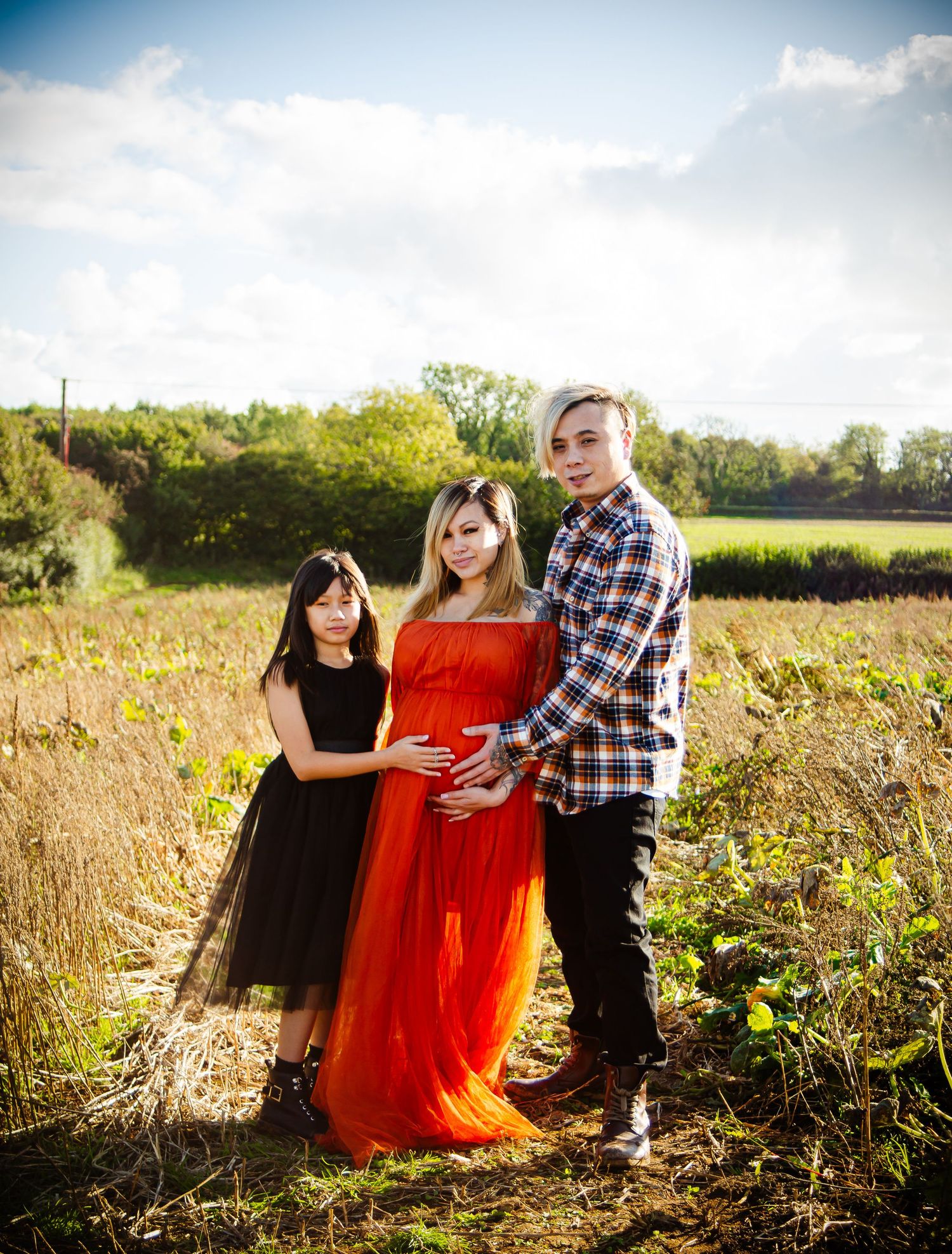 Natural maternity photography session in South Wales capturing glowing mother-to-be by Winter Willow Photography.