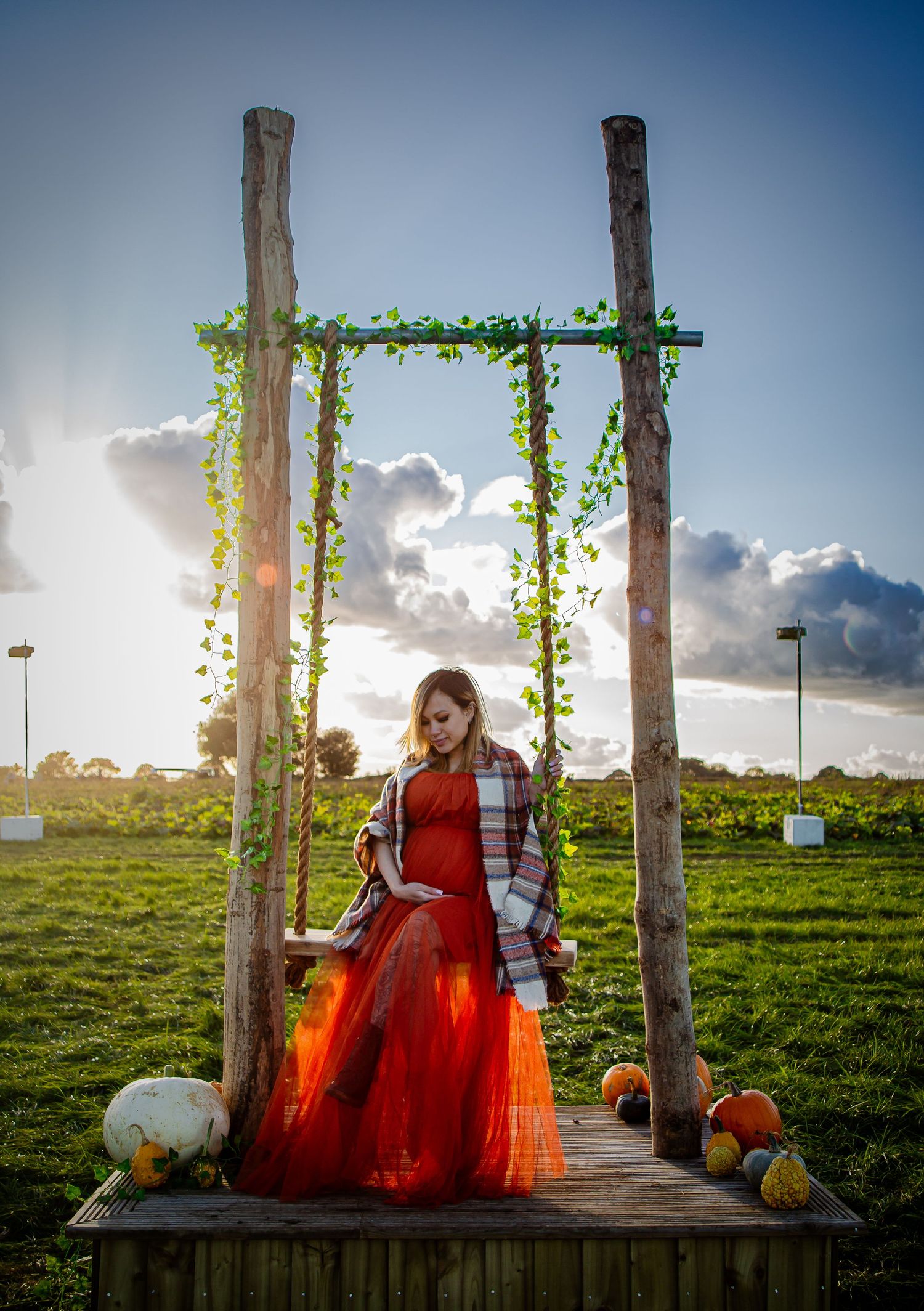 Natural maternity photography session in South Wales capturing glowing mother-to-be by Winter Willow Photography.