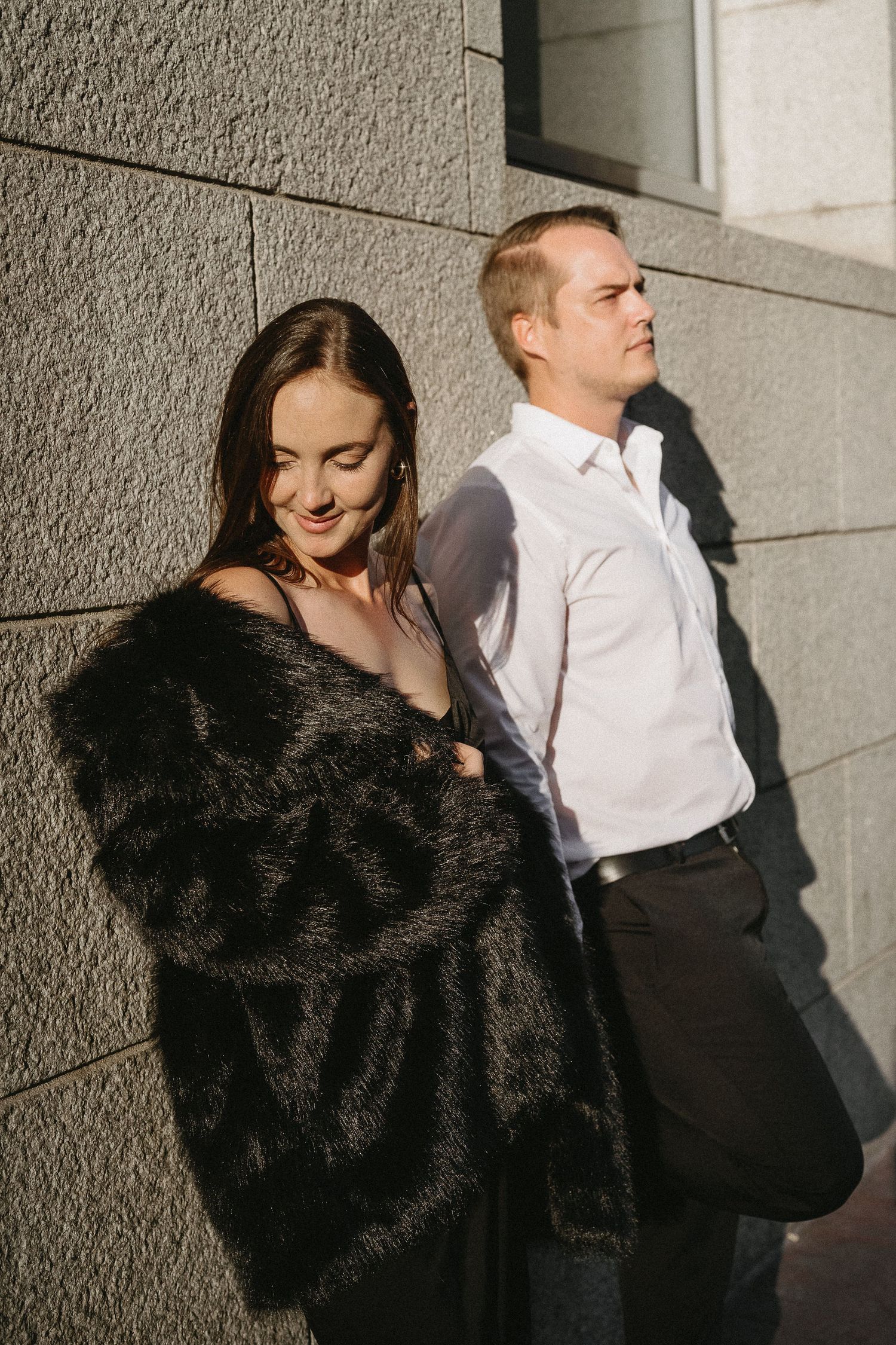 Dramatic, direct sun portraits of the bride & groom. Very editorial.