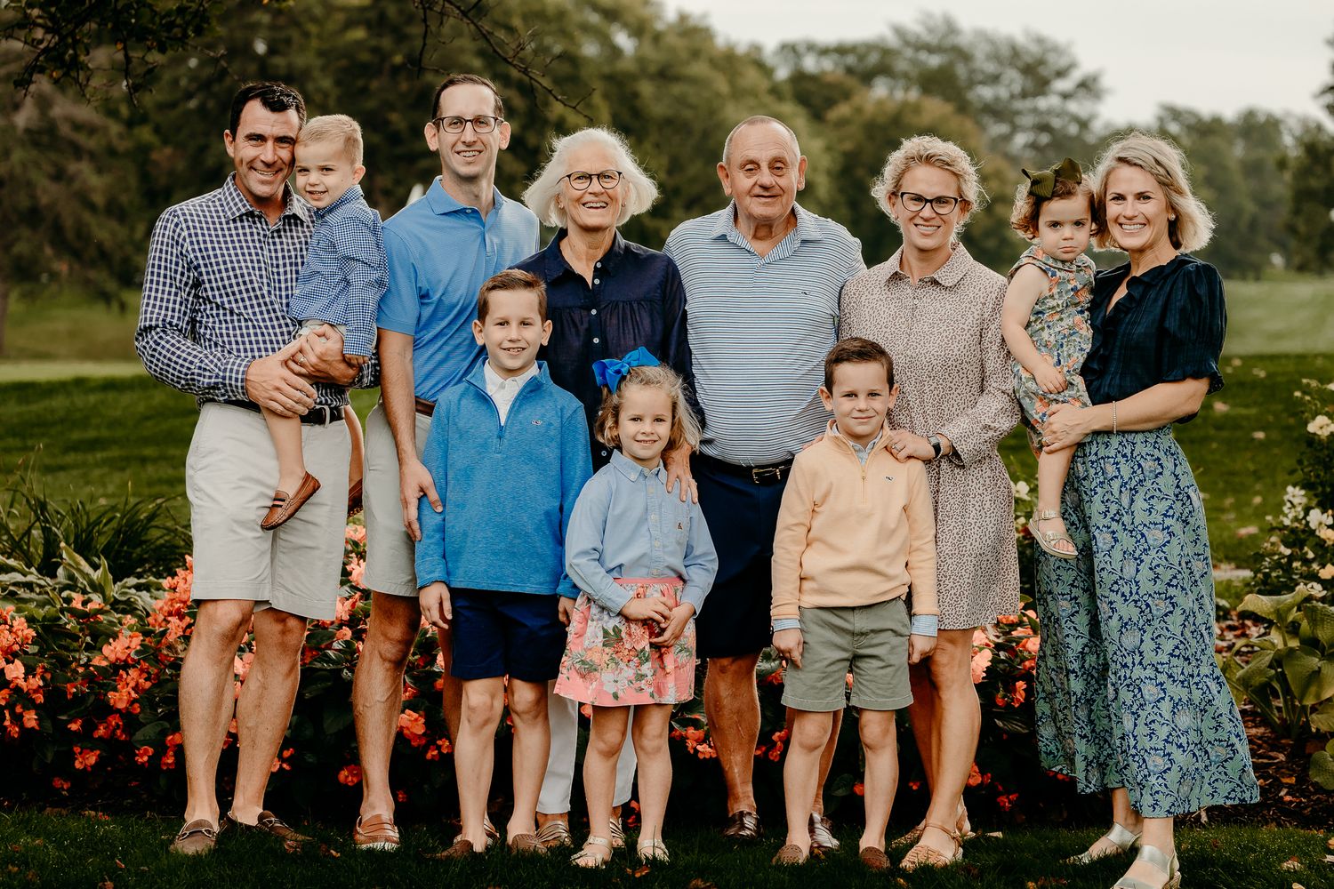 Itasca fall family mini session capturing genuine smiles and connections