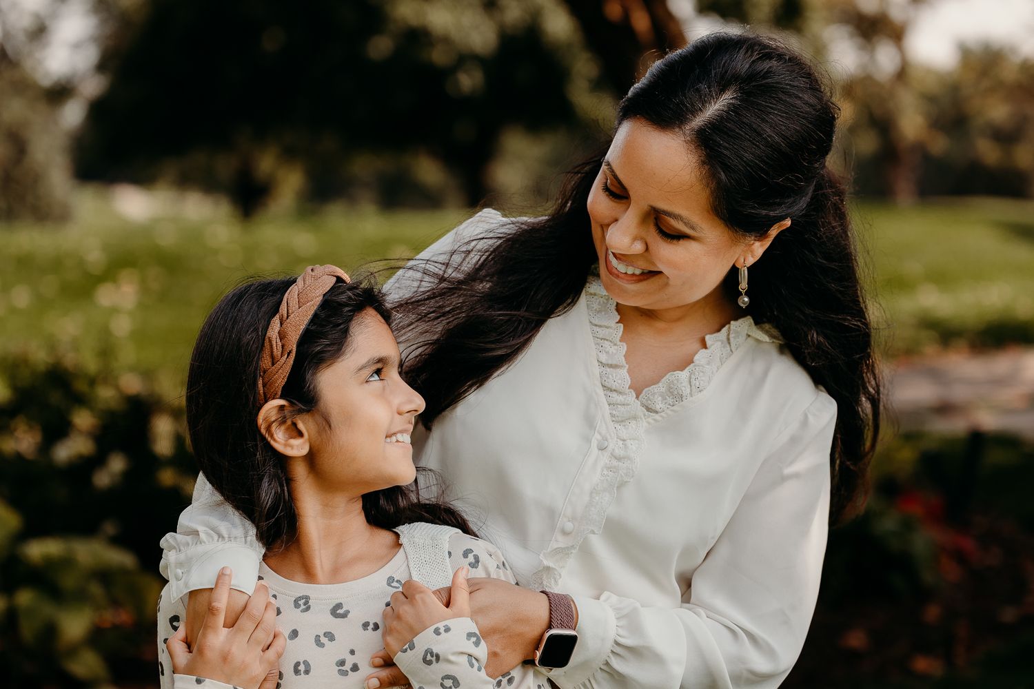 Mom and Daughter outfit ideas for Itasca fall photos