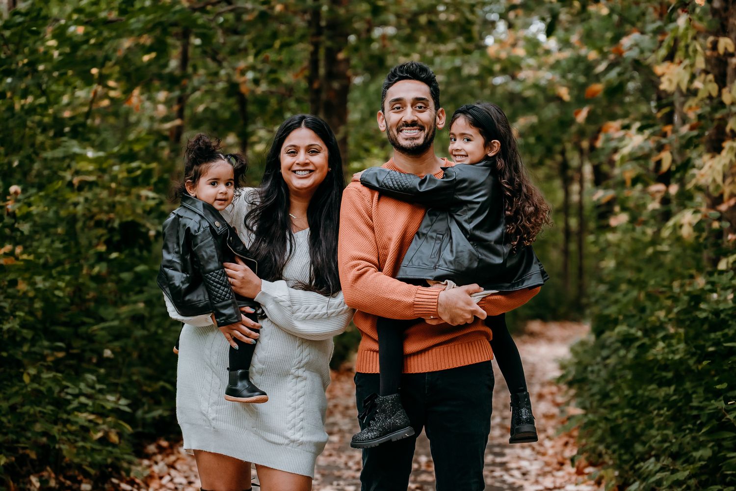 Chicago North Shore family fall portraits in forest preserve