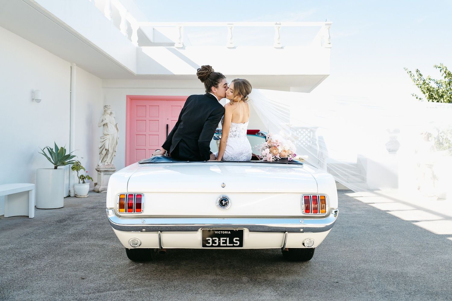 Timeless bride and groom portraits in Tropical North Queensland