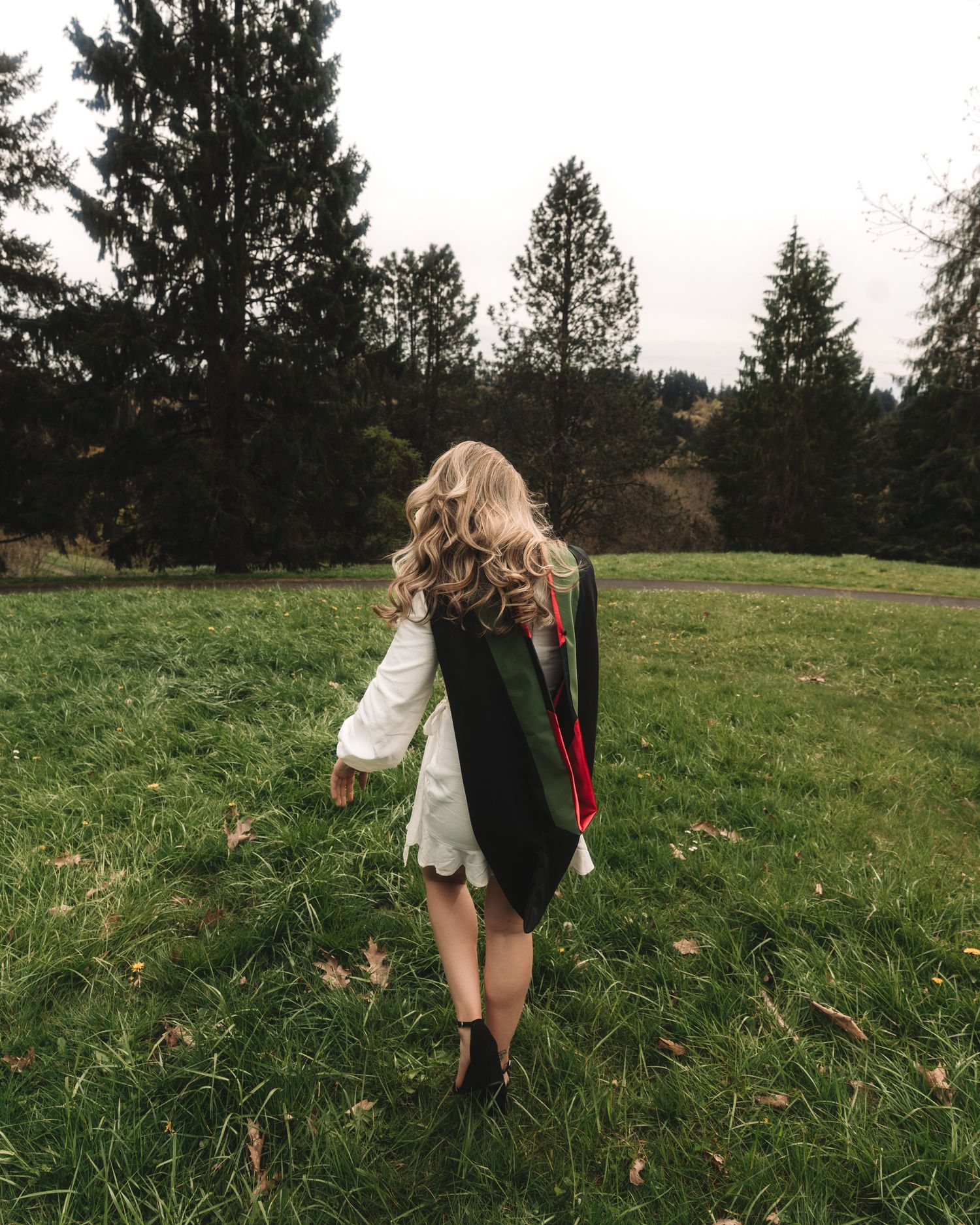 A Graduation photo taken by Shootrscapes.