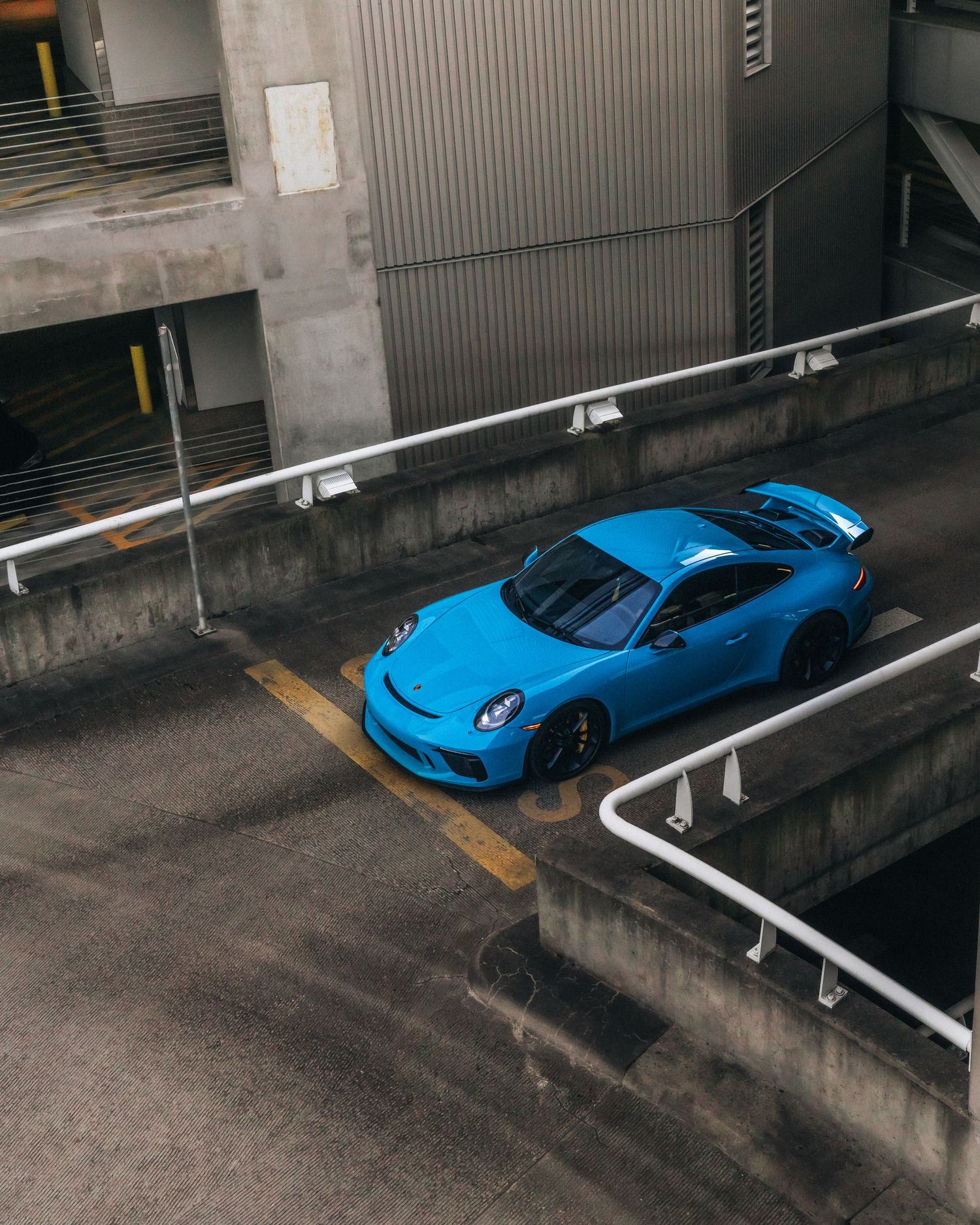 An Automotive photo taken by Shootrscapes.