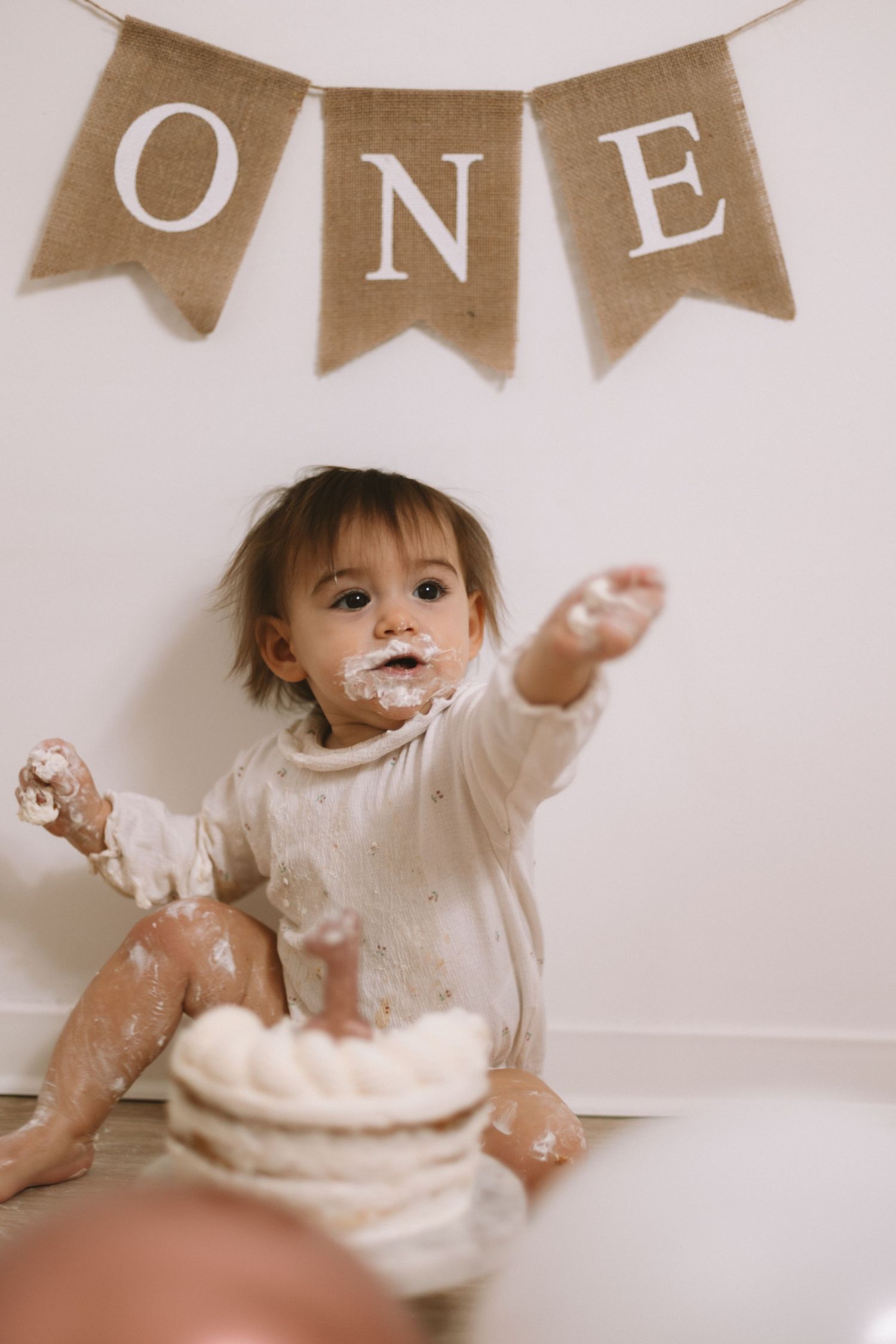 seance-photo-bebe-anniversaire-hyeres.jpg
