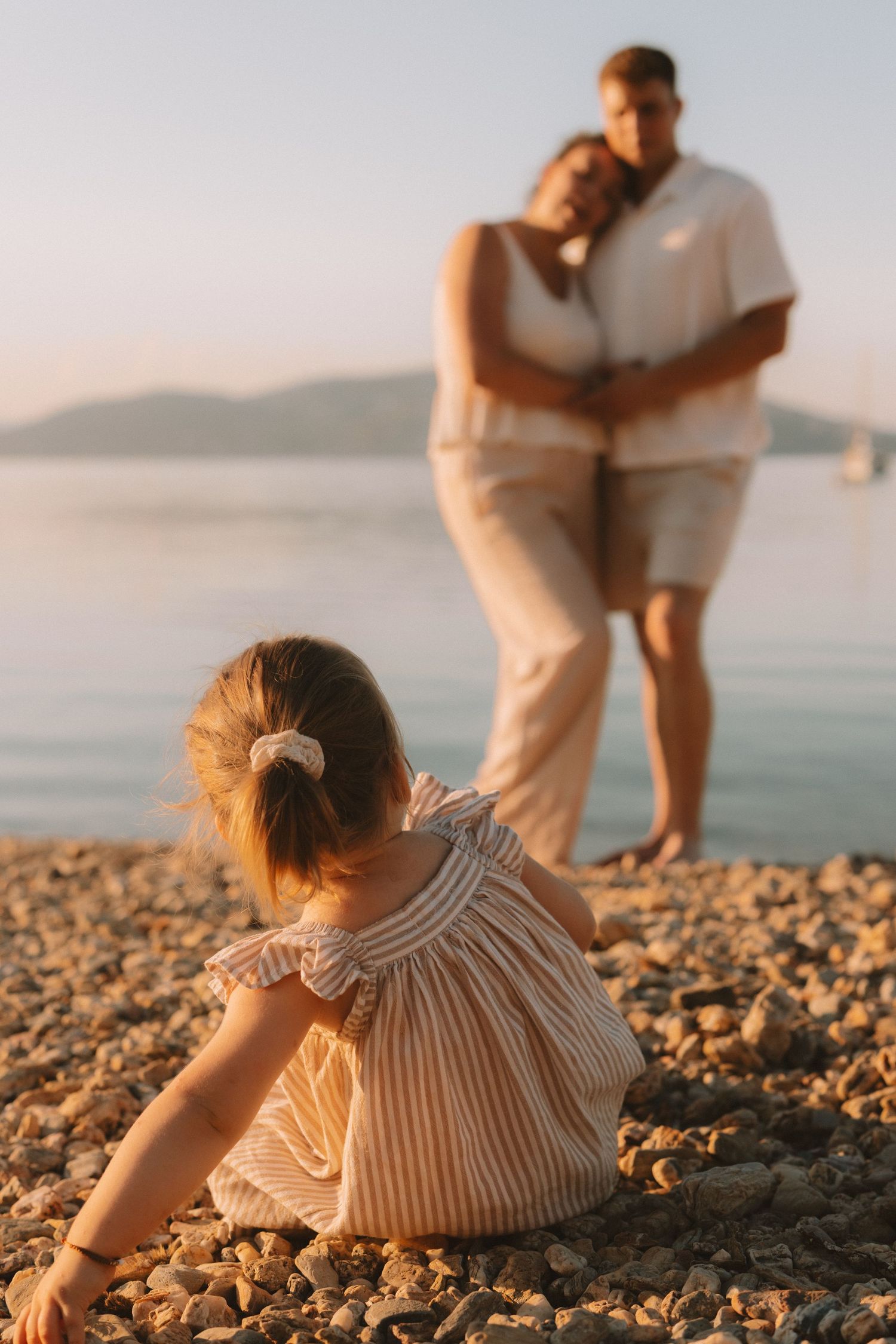 seance-photo-famille-hyeres-giens.jpg