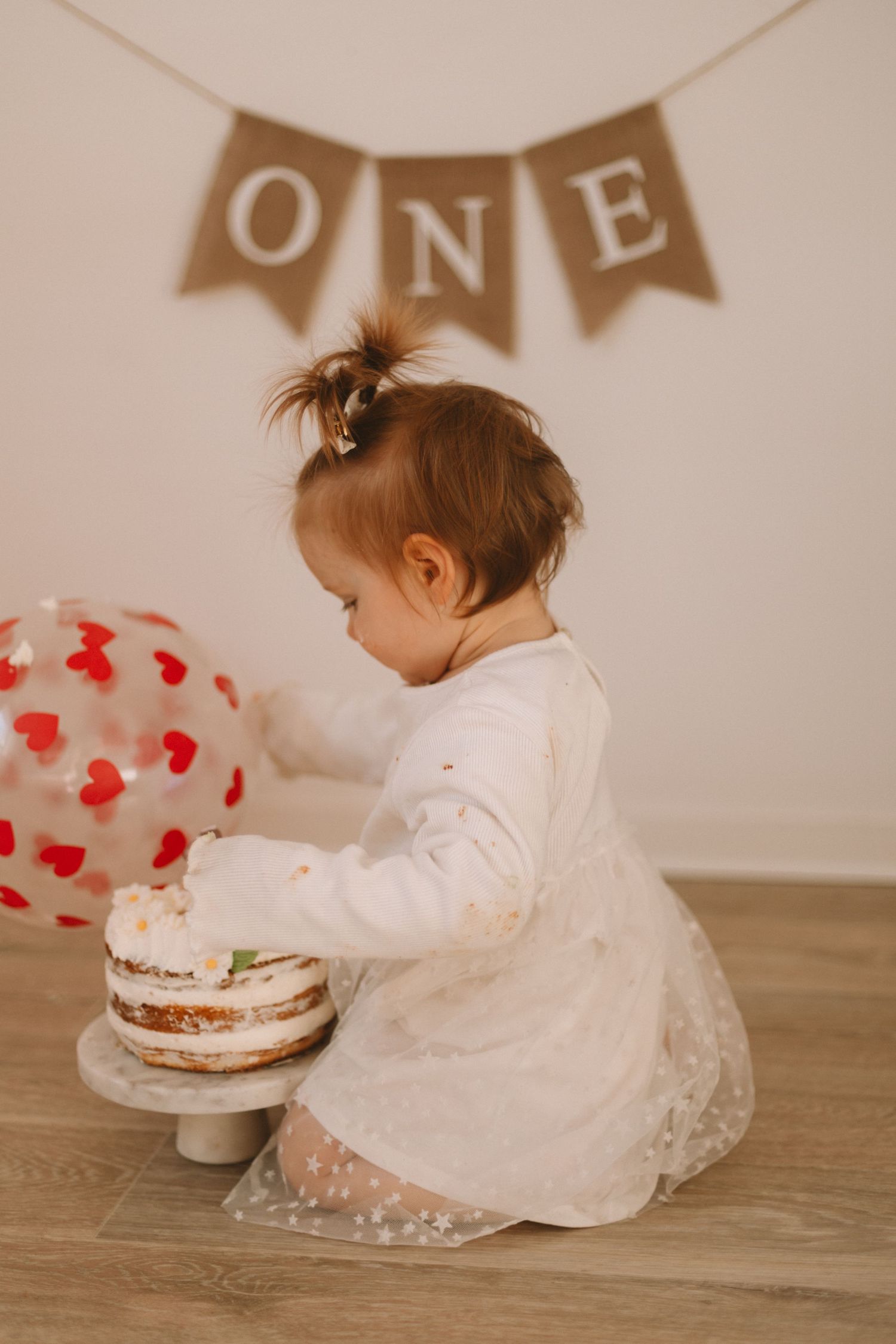 seance-photo-anniversaire-bebe-hyeres.jpg