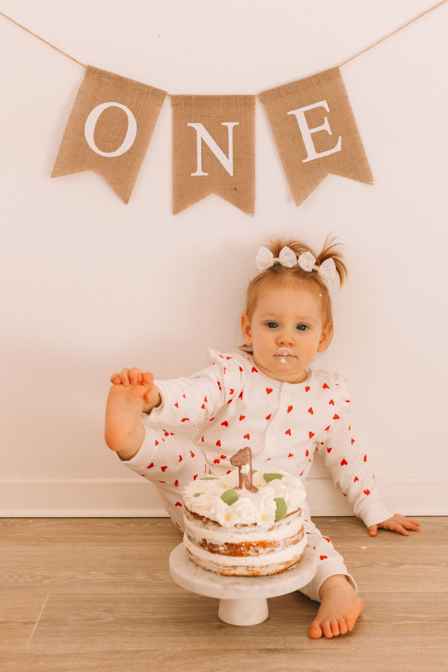 seance-photo-anniversaire-bebe-hyeres.jpg