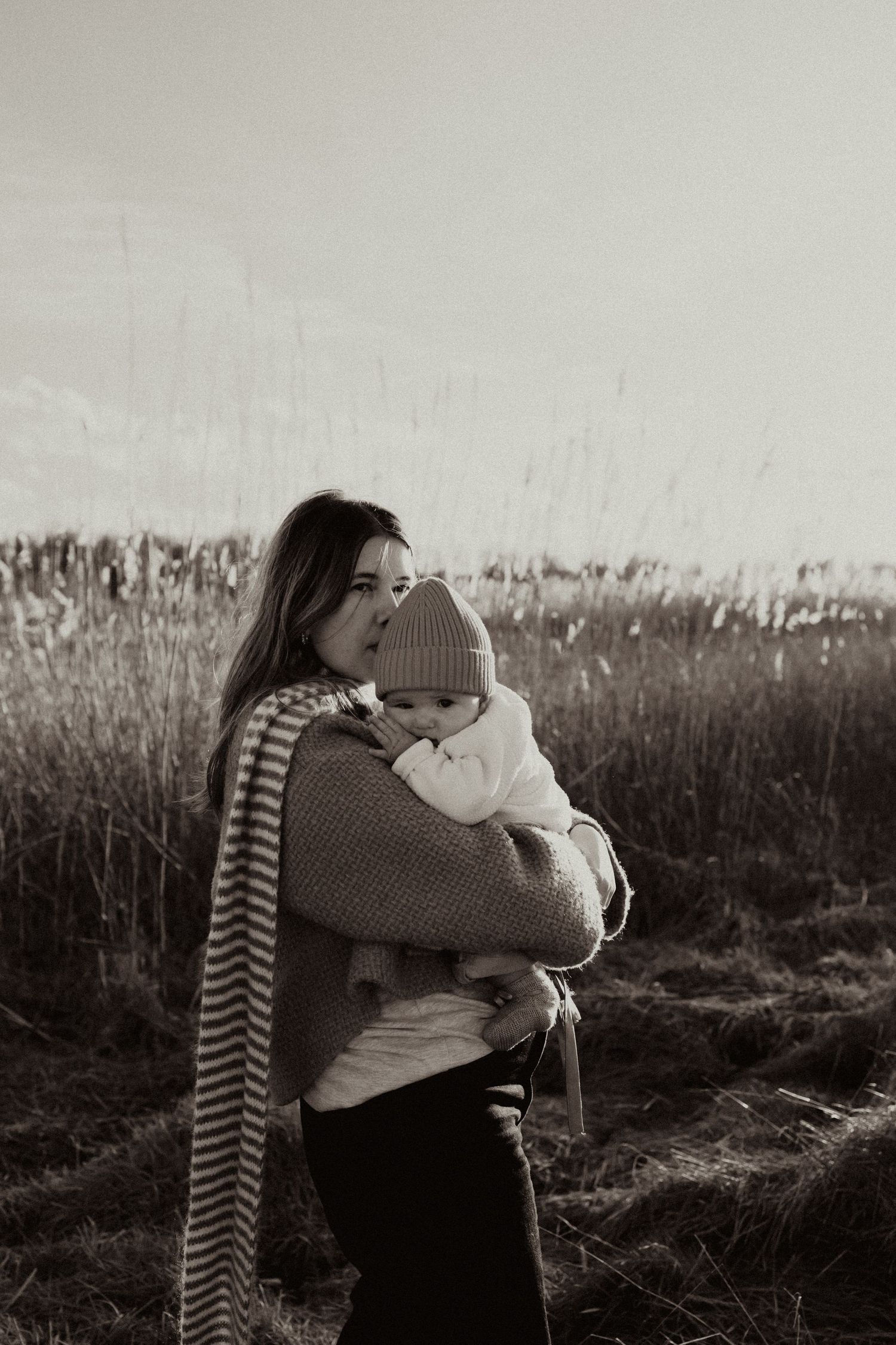 Moeder met dochter tijdens een motherhood shoot