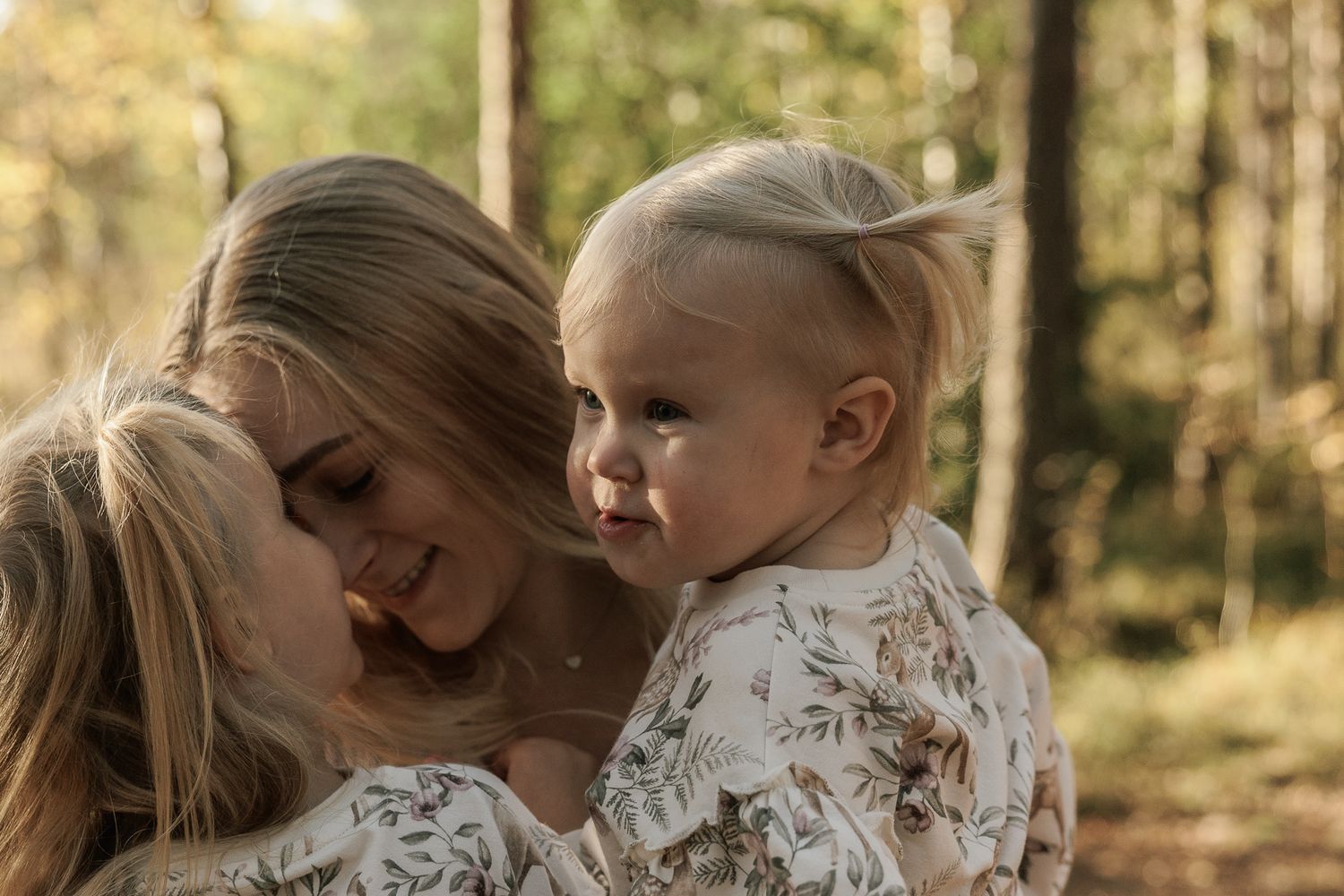Perhekuvat Oulu - Miljöökuvaus - Potrettikuvaus Oulussa - Moment - Saaga Visuals