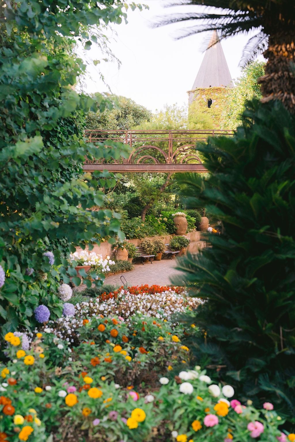 elegant-italy-villa-wedding-garden.jpg