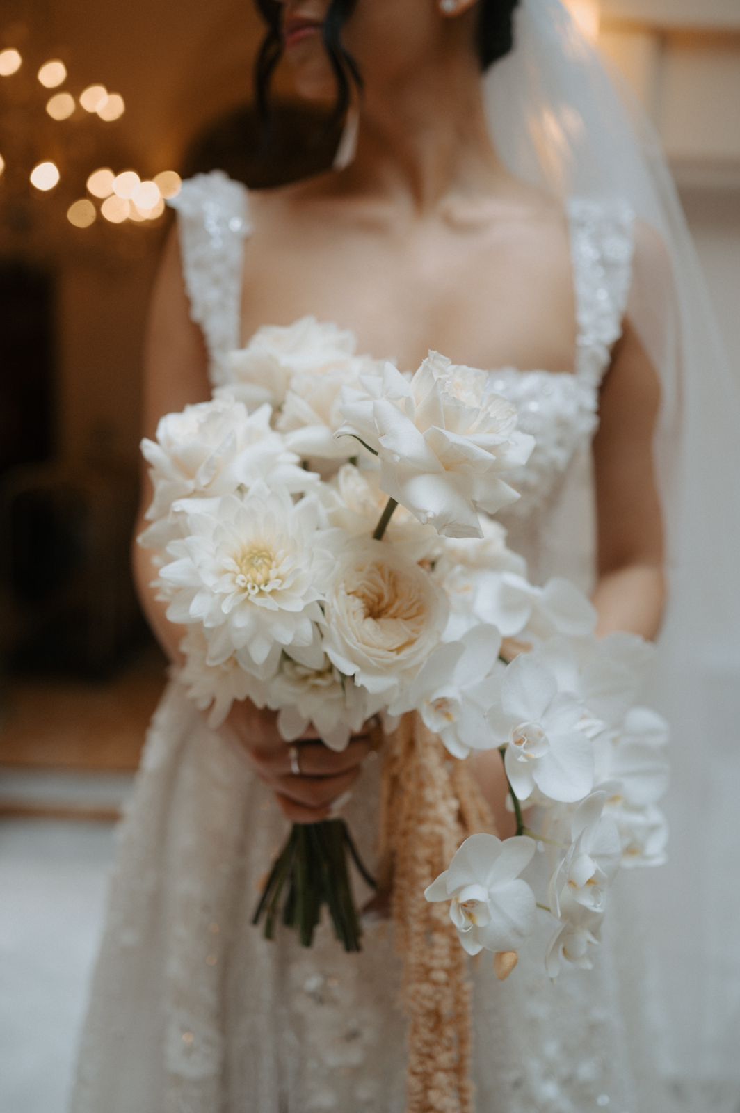 romantic-wedding-couple-italian-villa.jpg