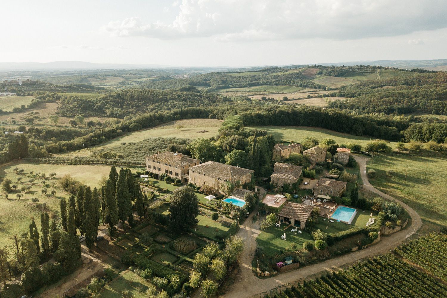 tuscany-villa-wedding-ceremony-garden.jpg