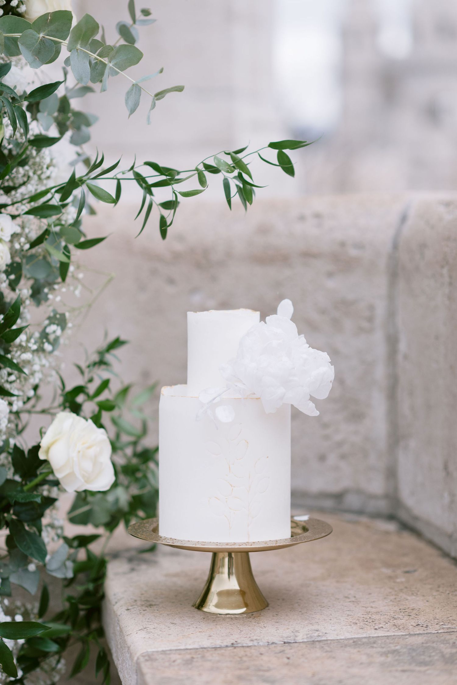 italian-villa-wedding-table-decor.jpg