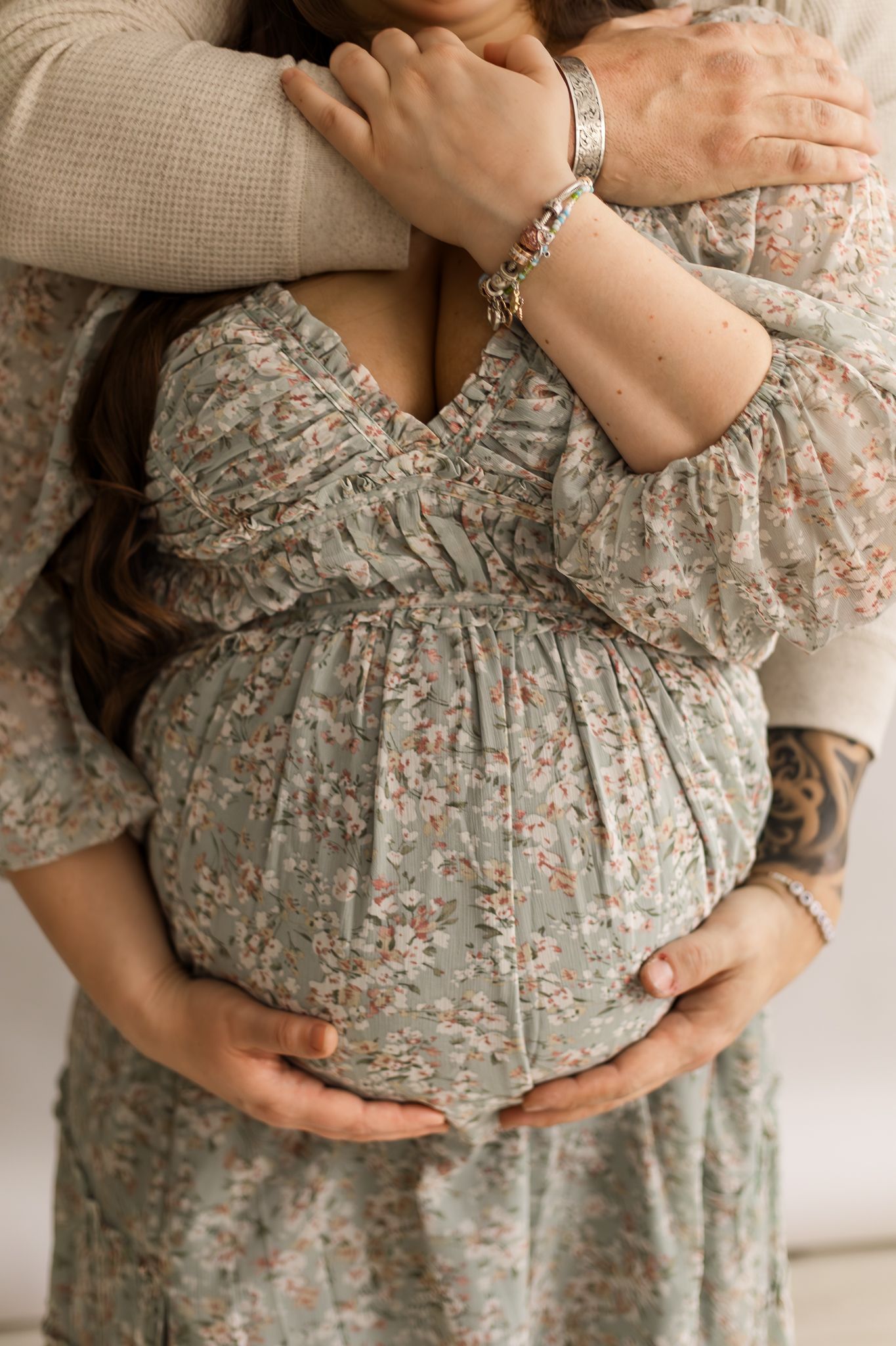 Northern virginia studio maternity photogher