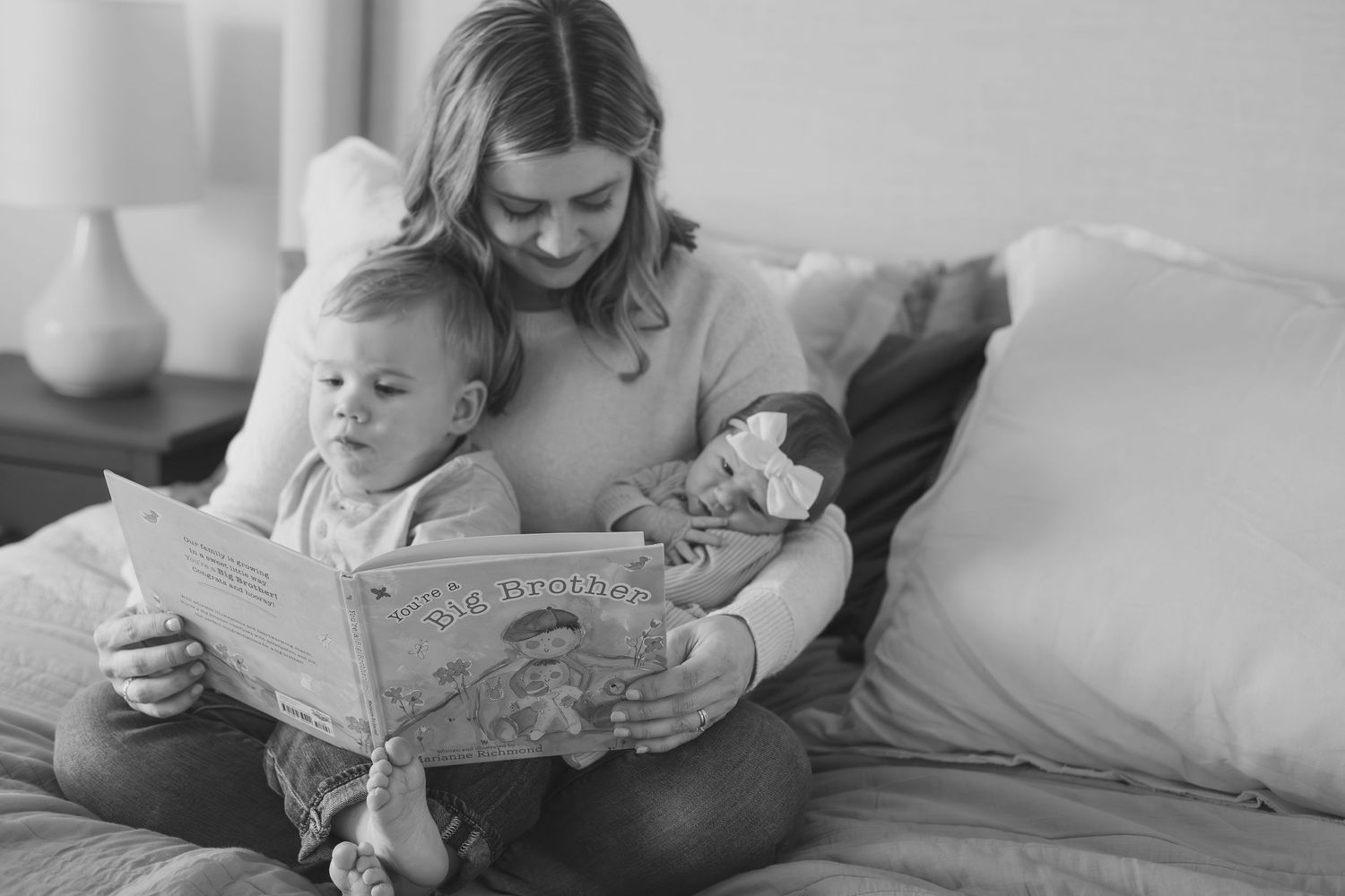 northern vrginia in-home newborn and family photographer
