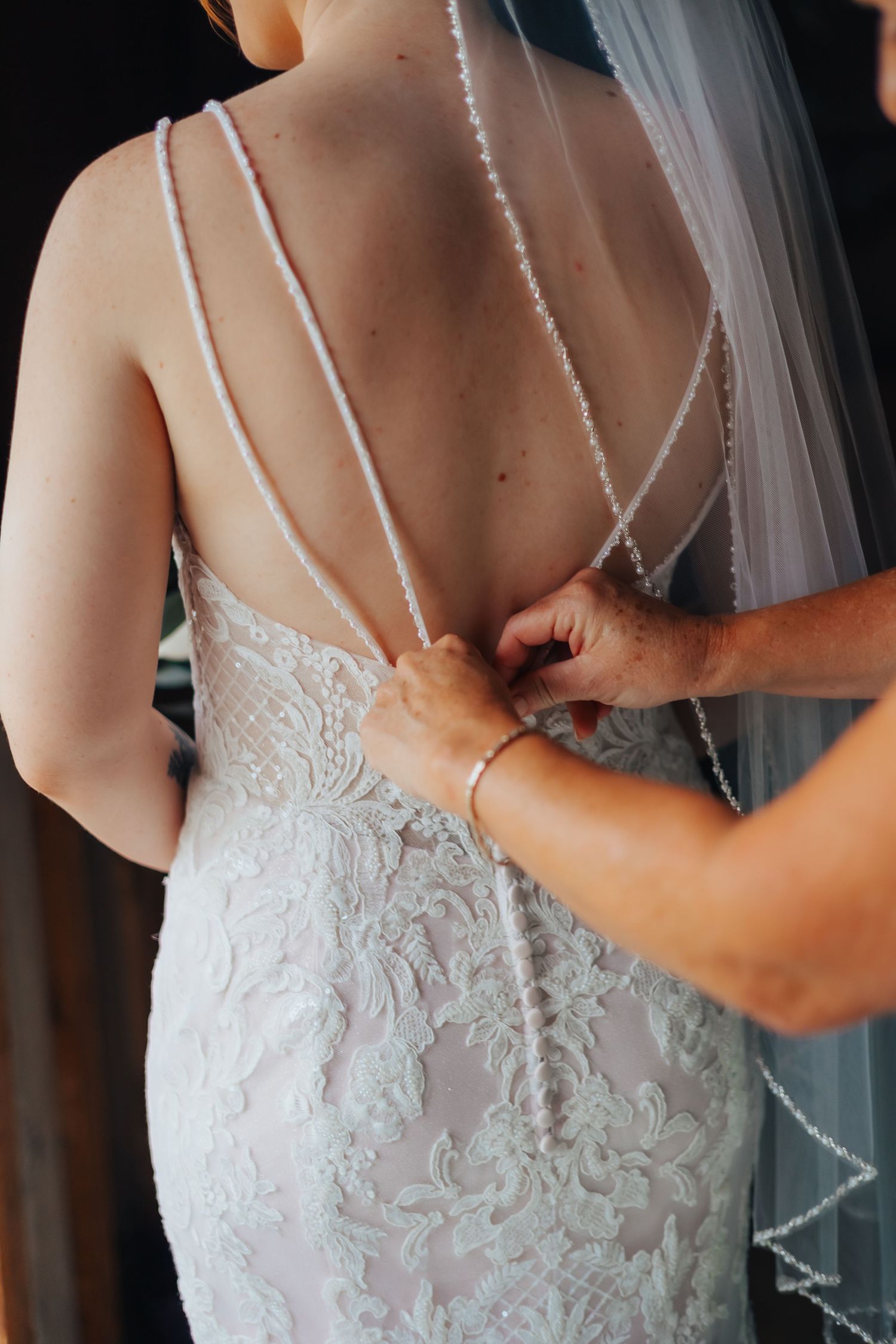 Bride and groom in elegant natural light wedding portrait in Kansas and East Texas