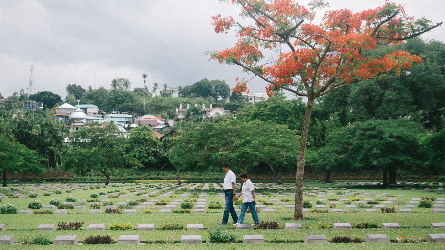 Older couple photoshoot at Taman Makam Belanda Ambon