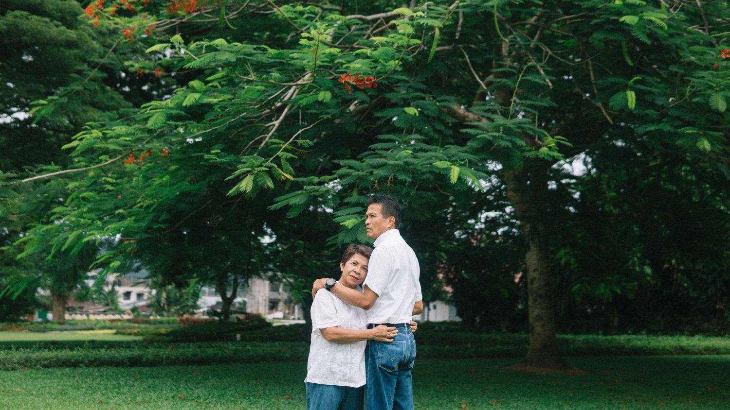 Older couple photoshoot at Taman Makam Belanda Ambon