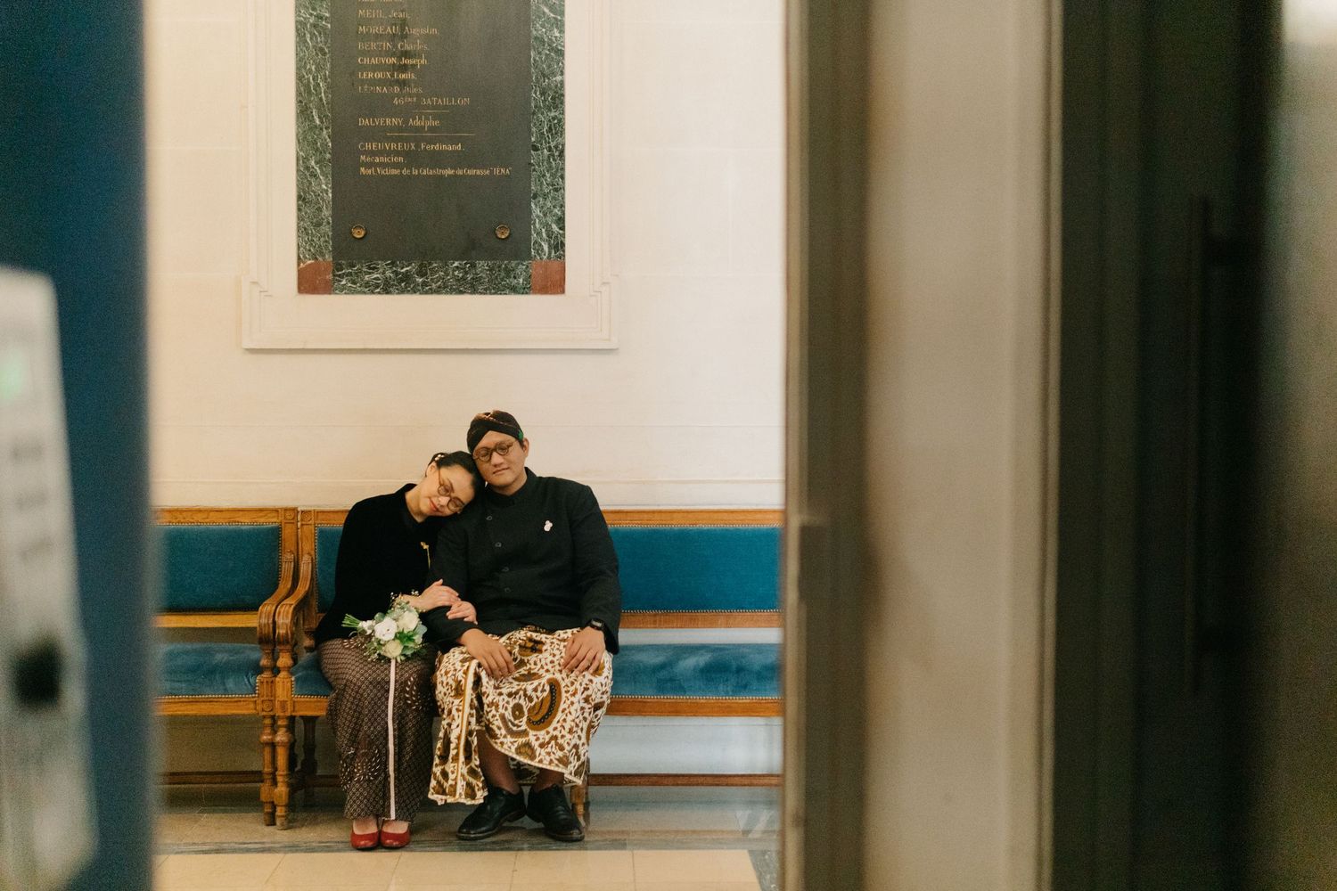 Paris Civil Wedding at Mairie 14ème, Indonesian traditional costumes and headwears