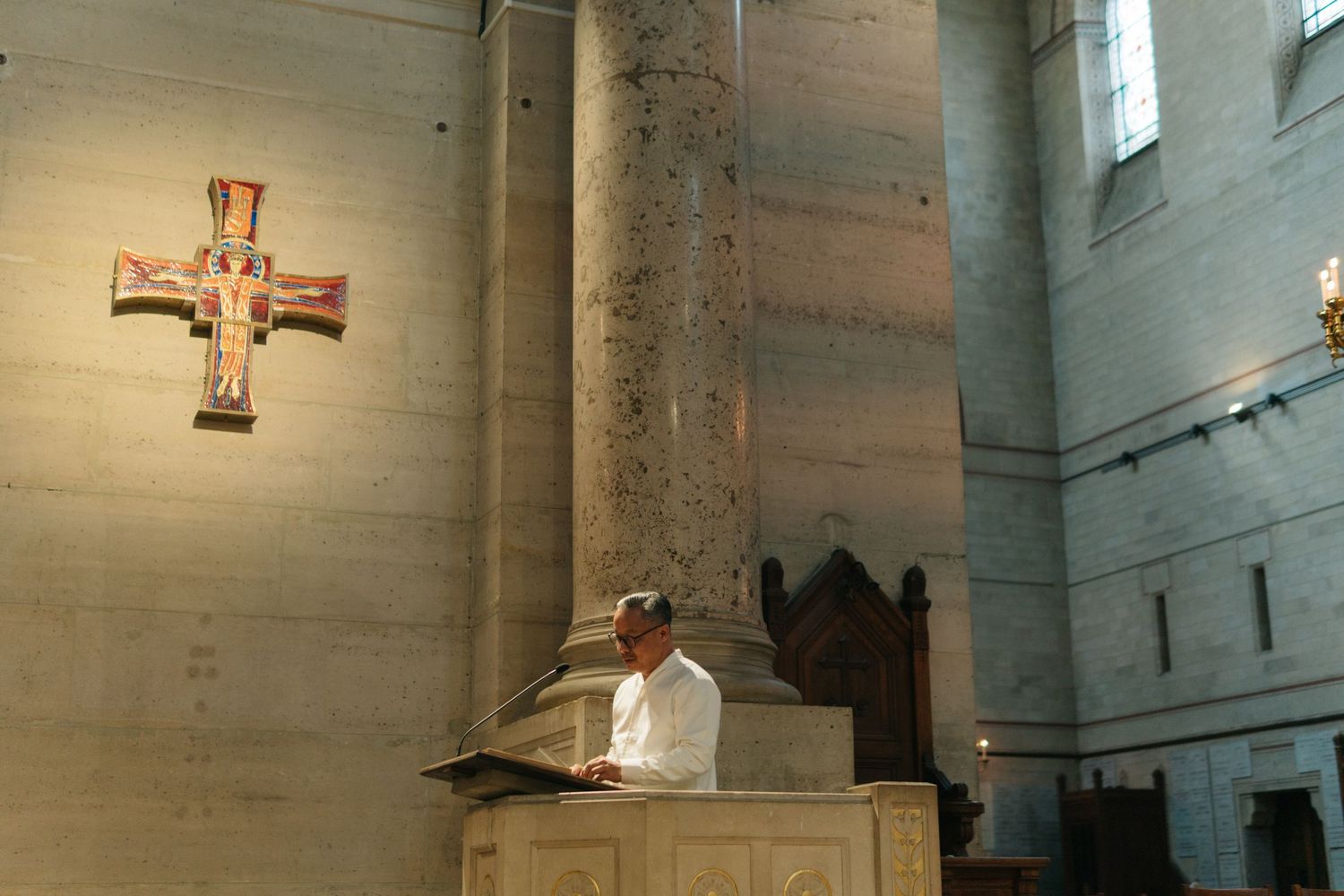 Church wedding at Église Évangélique Libre de Paris Alésia