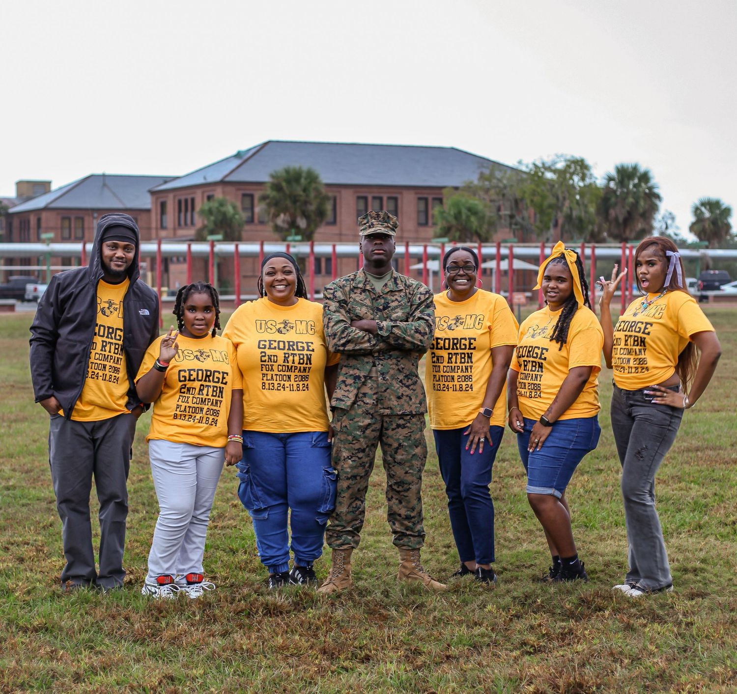 marine corps graduation portraits, family portraits