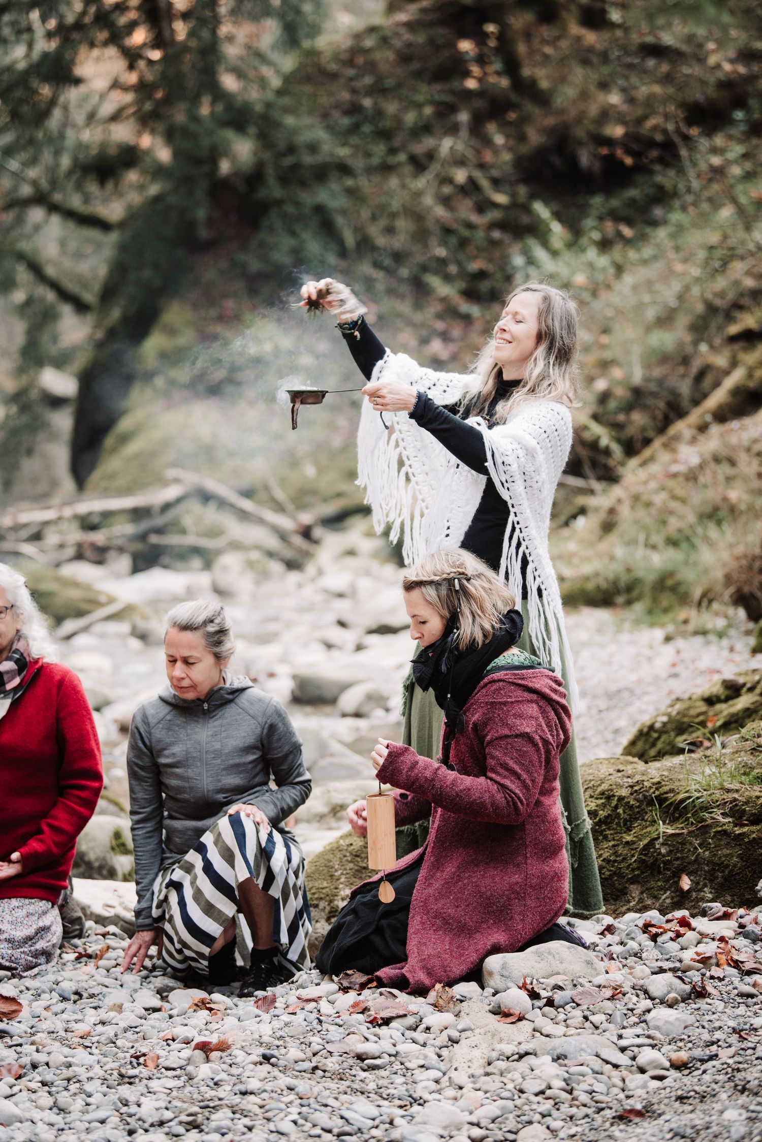 Frauen am Fluss