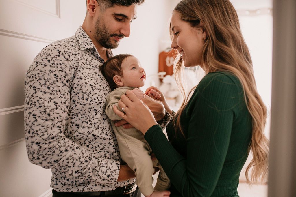 séance photo à domicile avec un photographe famille