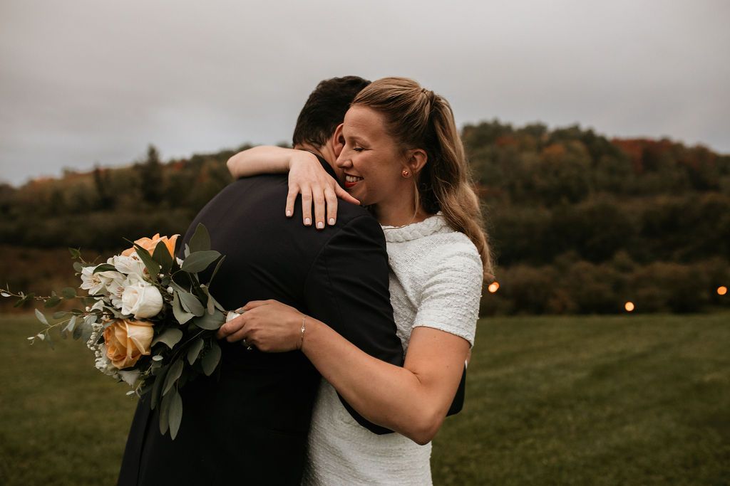 Sophie Et Vigen lors de leur mariage au vitalité sureau