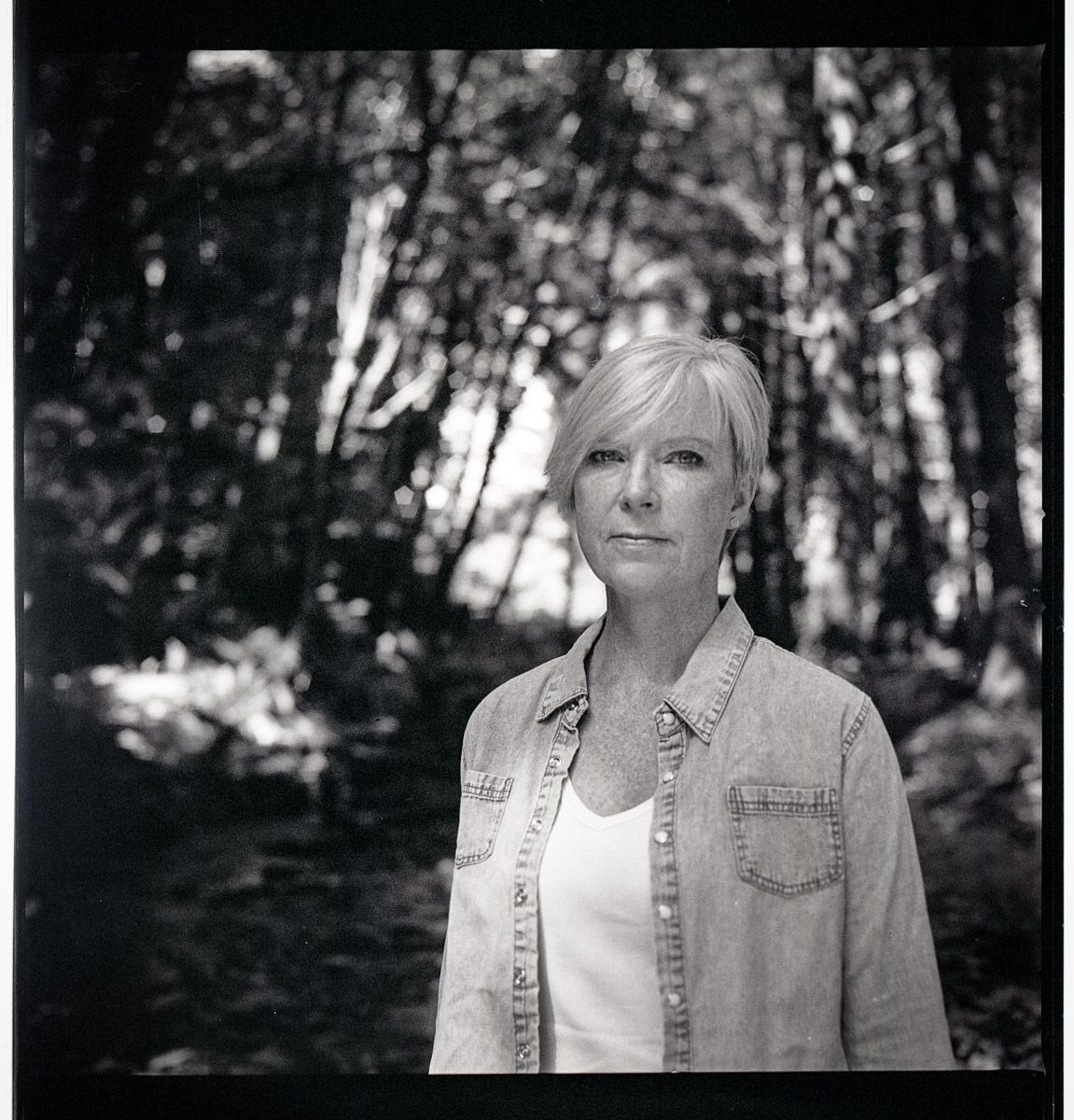 Natural portrait of smiling lady in Cork.