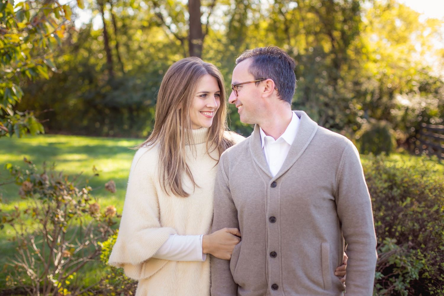 Family portrait photography in middle Tennessee with warm and vibrant.