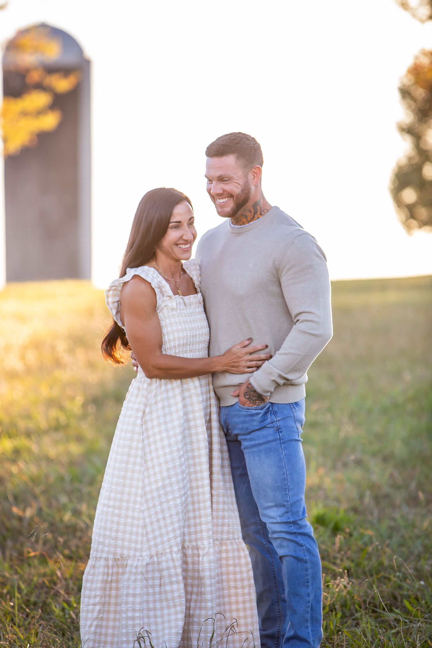 Family portrait photography in middle Tennessee with warm and vibrant.