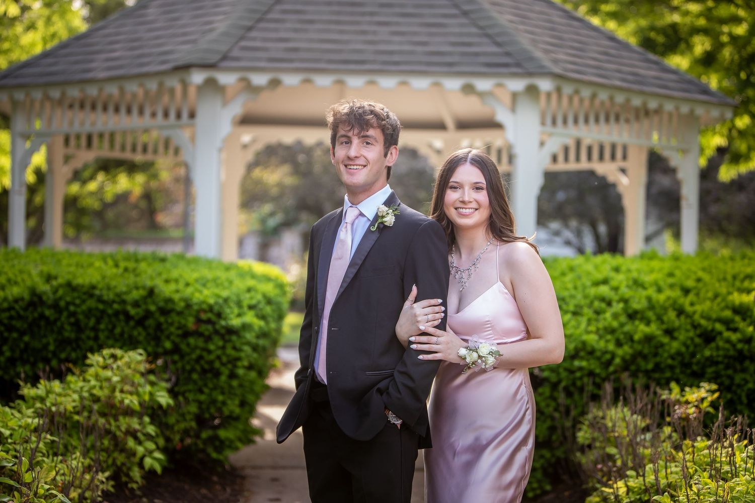 Family portrait photography in middle Tennessee with warm neutral tones.
