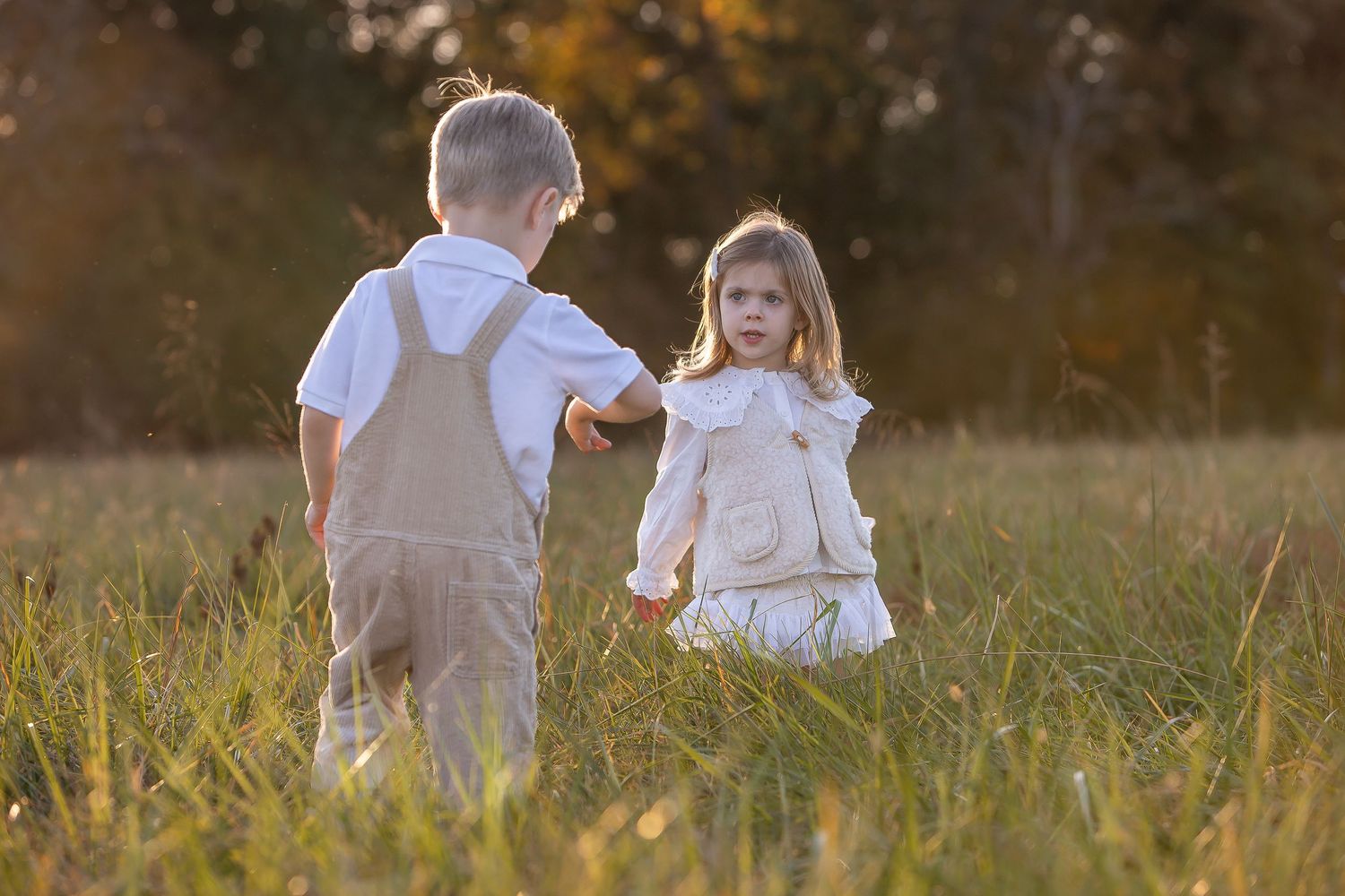 Family portrait photography in middle Tennessee with warm neutral tones.