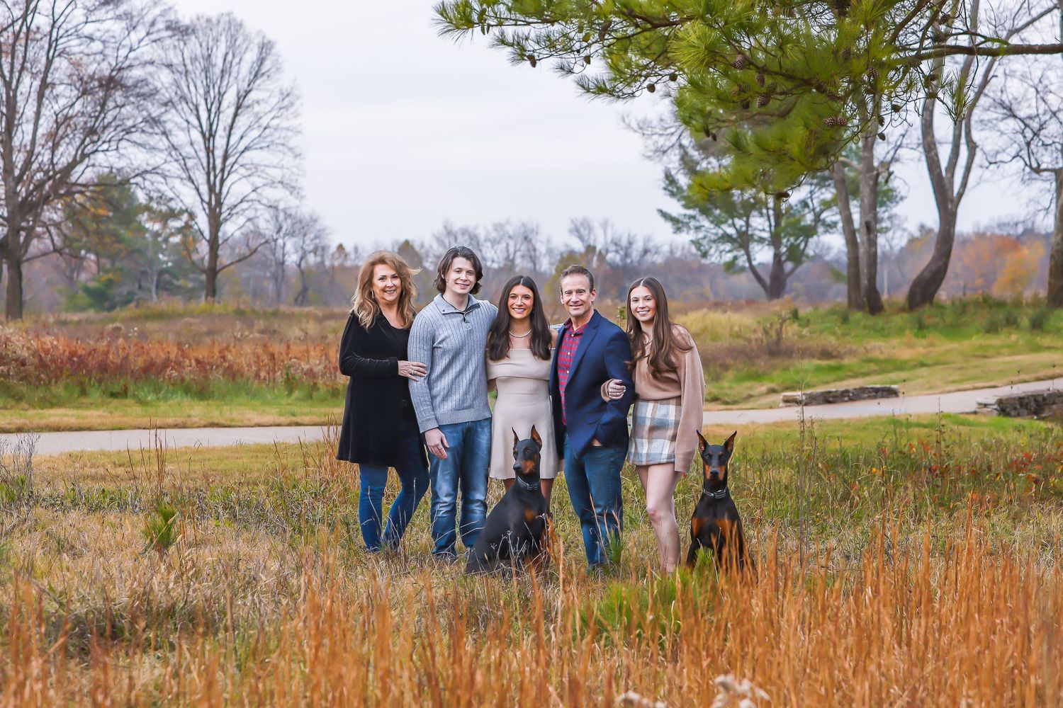 Family portrait photography in middle Tennessee with warm and vibrant.