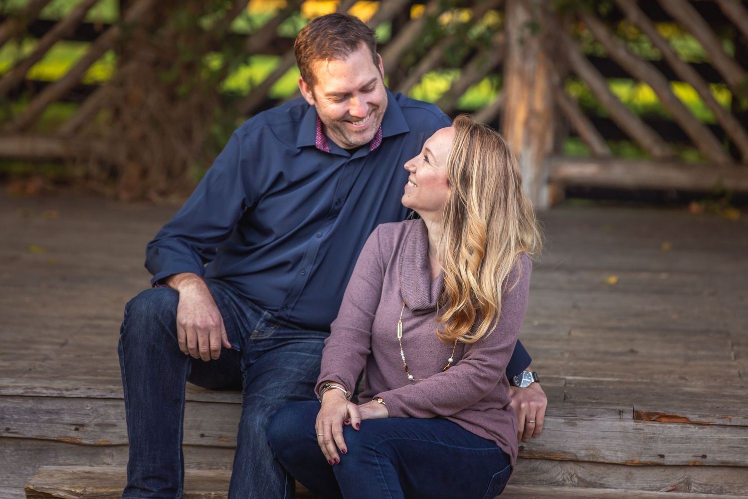 Family portrait photography in middle Tennessee with warm and vibrant.