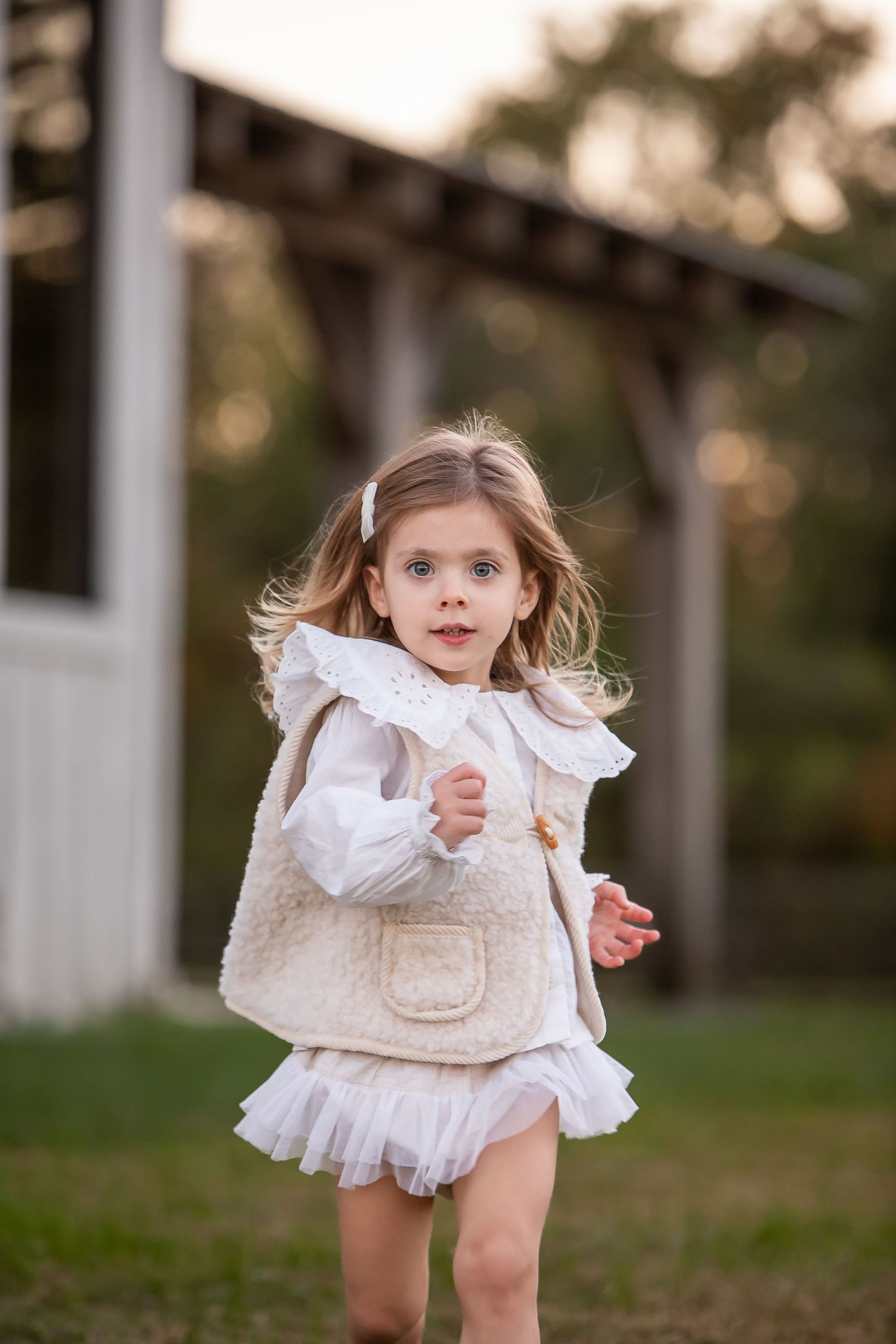 Family portrait photography in middle Tennessee with warm neutral tones.