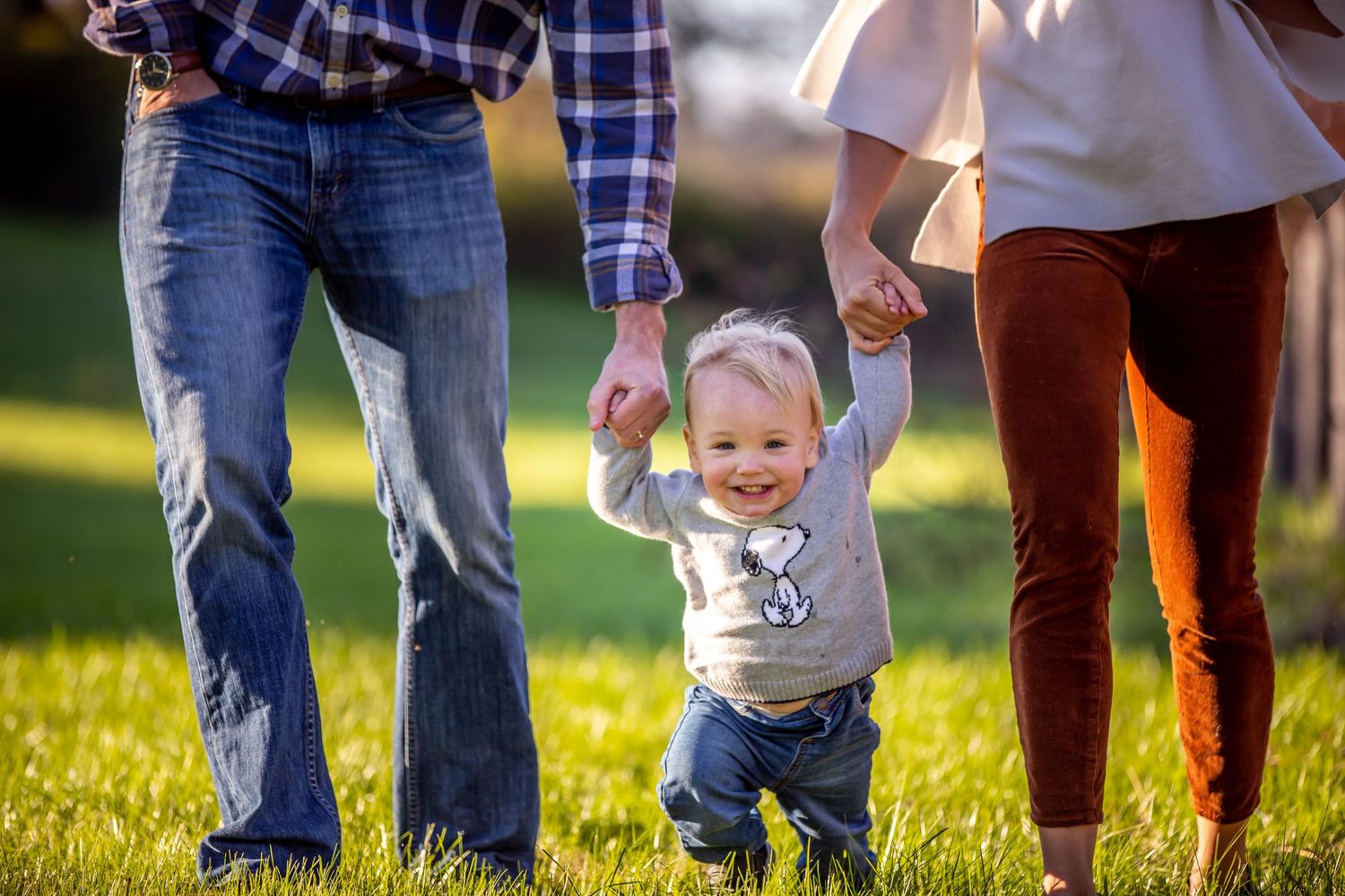 Family portrait photography in middle Tennessee with warm and vibrant.