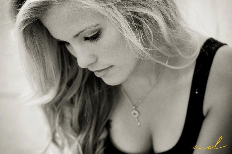 Luxury lifestyle and portrait photography in Middle Tennessee with warm and vibrant tones.