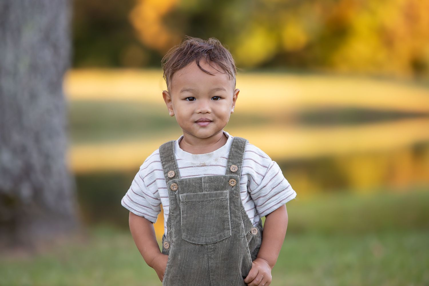 Family portrait photography in middle Tennessee with warm neutral tones.